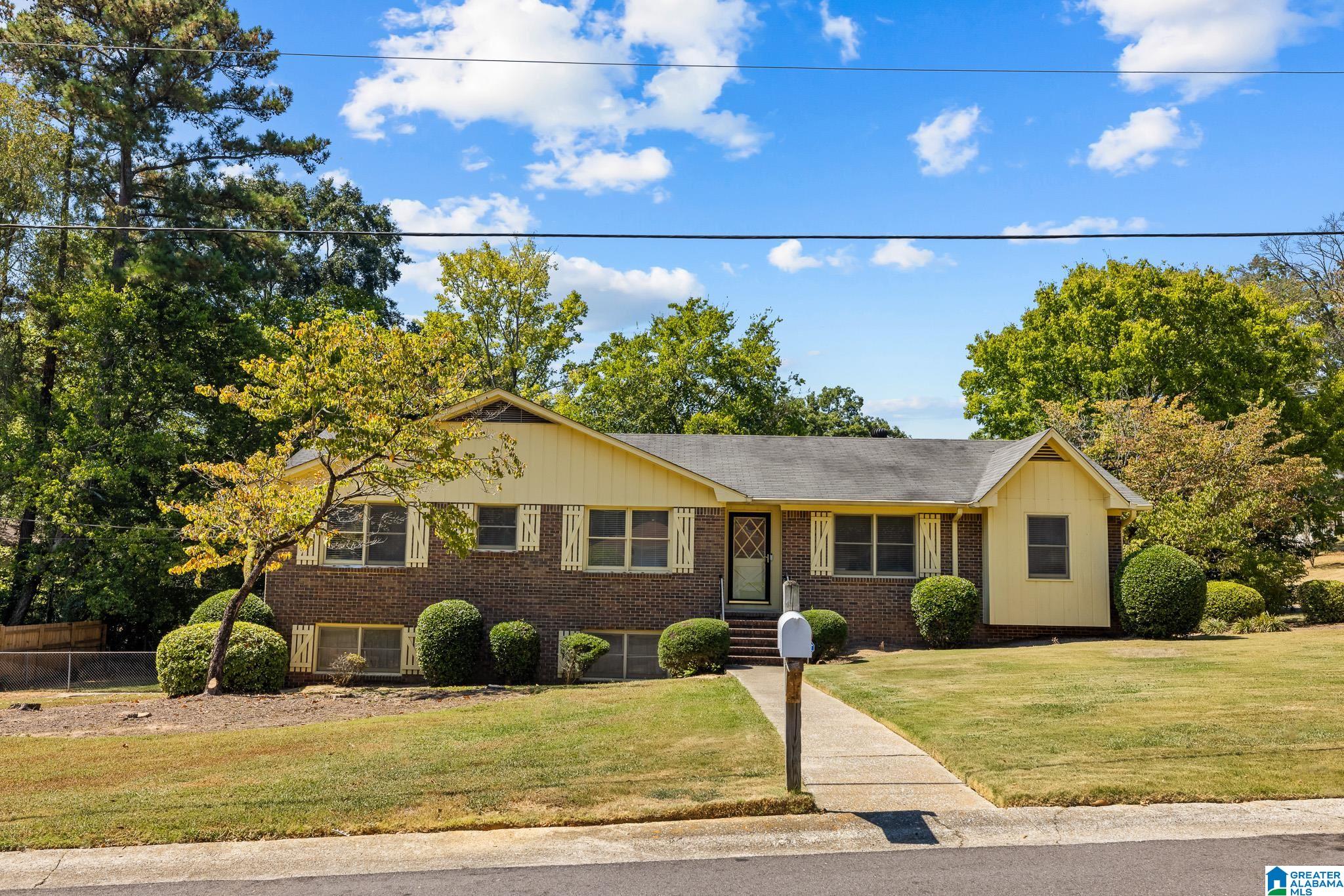 2601 DIAMOND CIRCLE