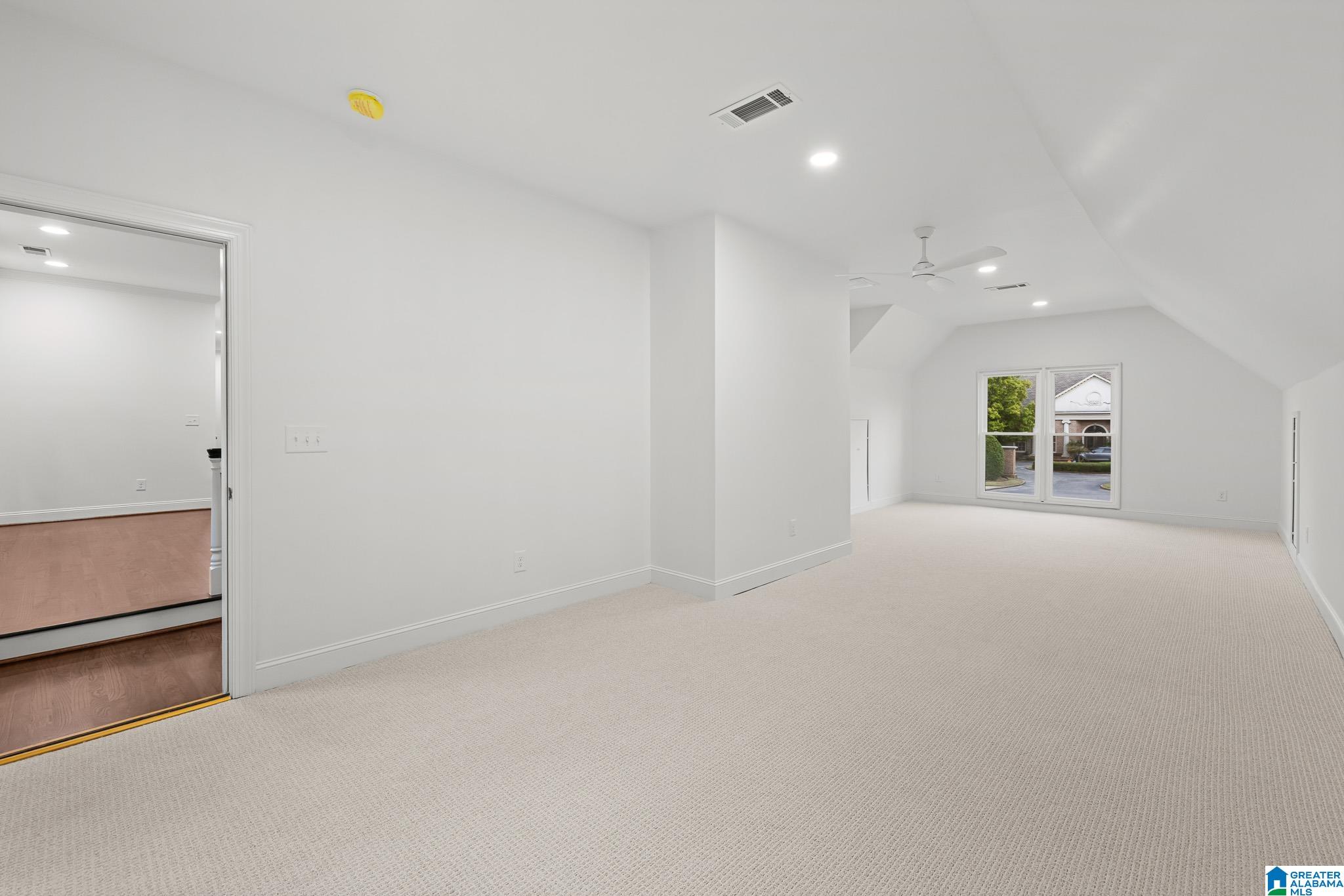 4841 SOUTHLAKE PARKWAY