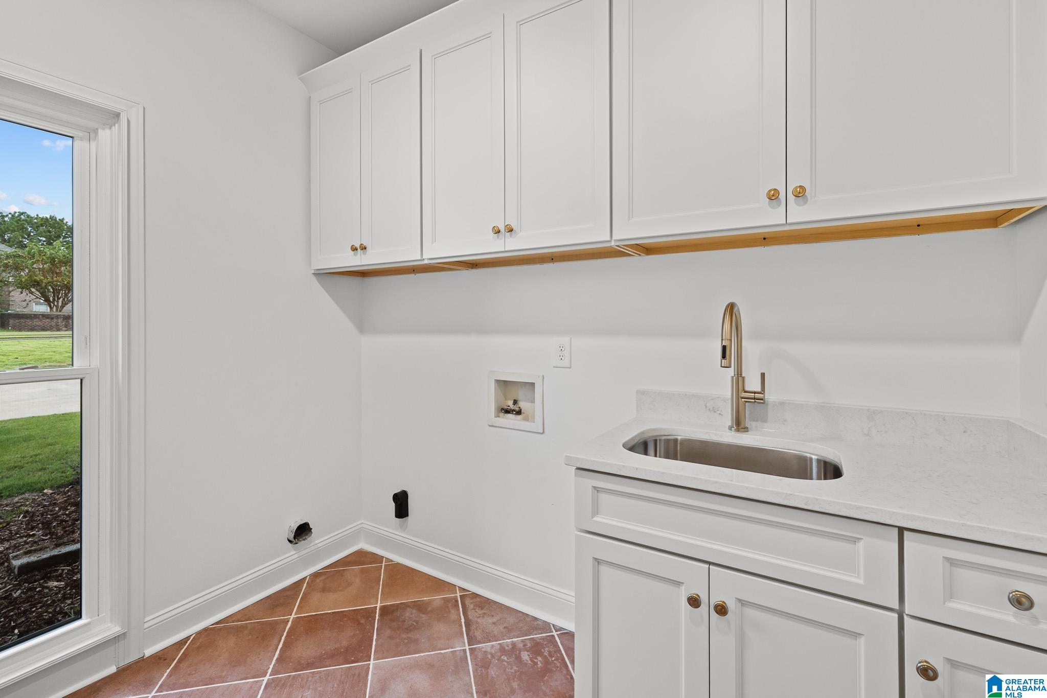 4841 SOUTHLAKE PARKWAY