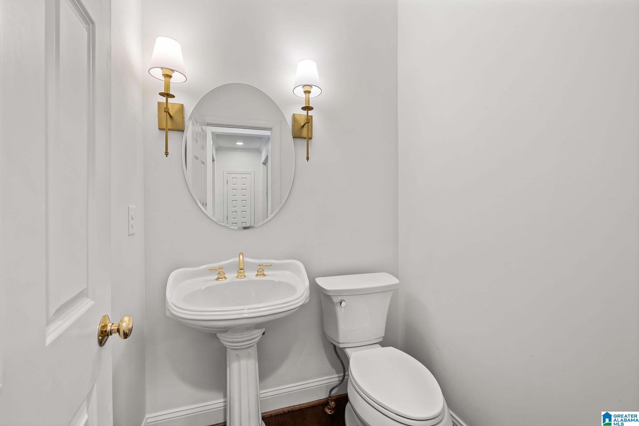 4841 SOUTHLAKE PARKWAY