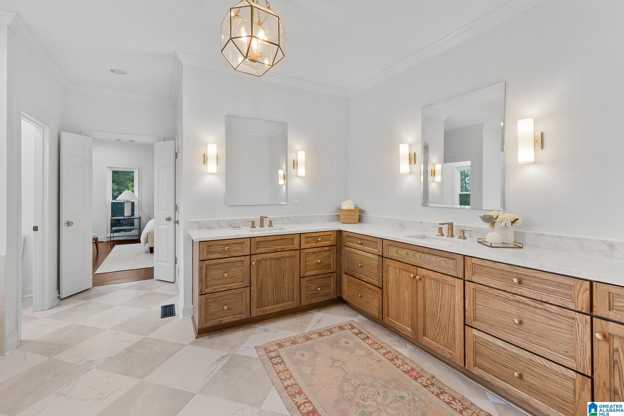 4841 SOUTHLAKE PARKWAY