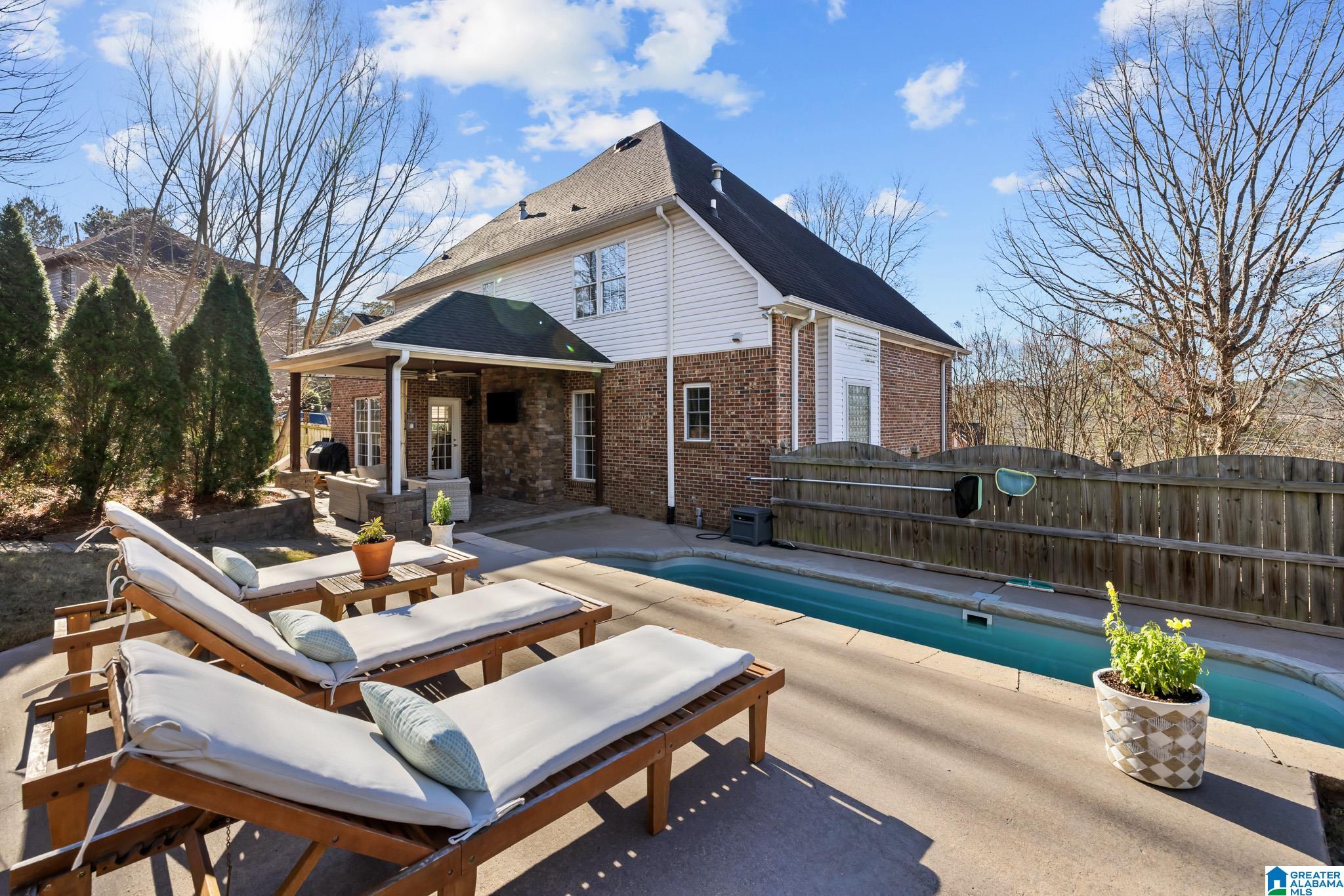 204 ESSEX DRIVE