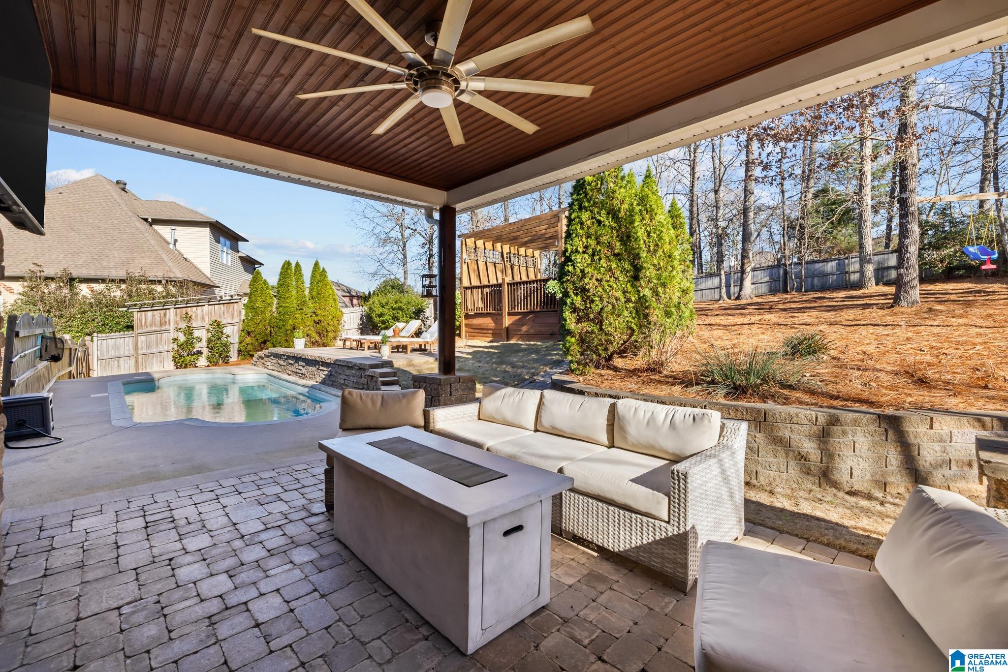 204 ESSEX DRIVE