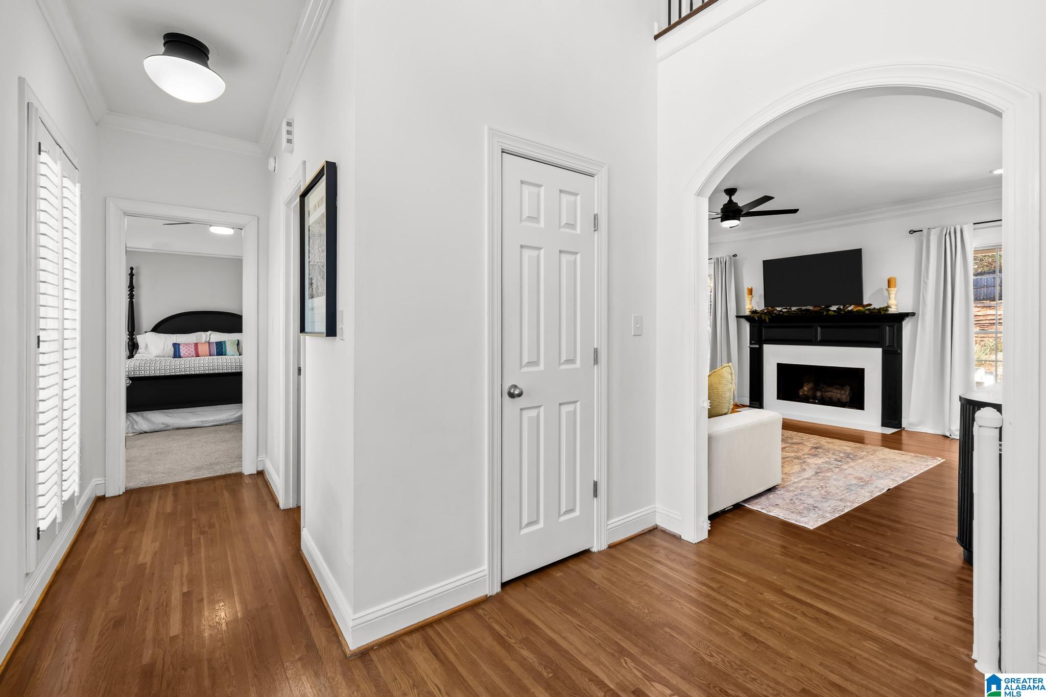 204 ESSEX DRIVE