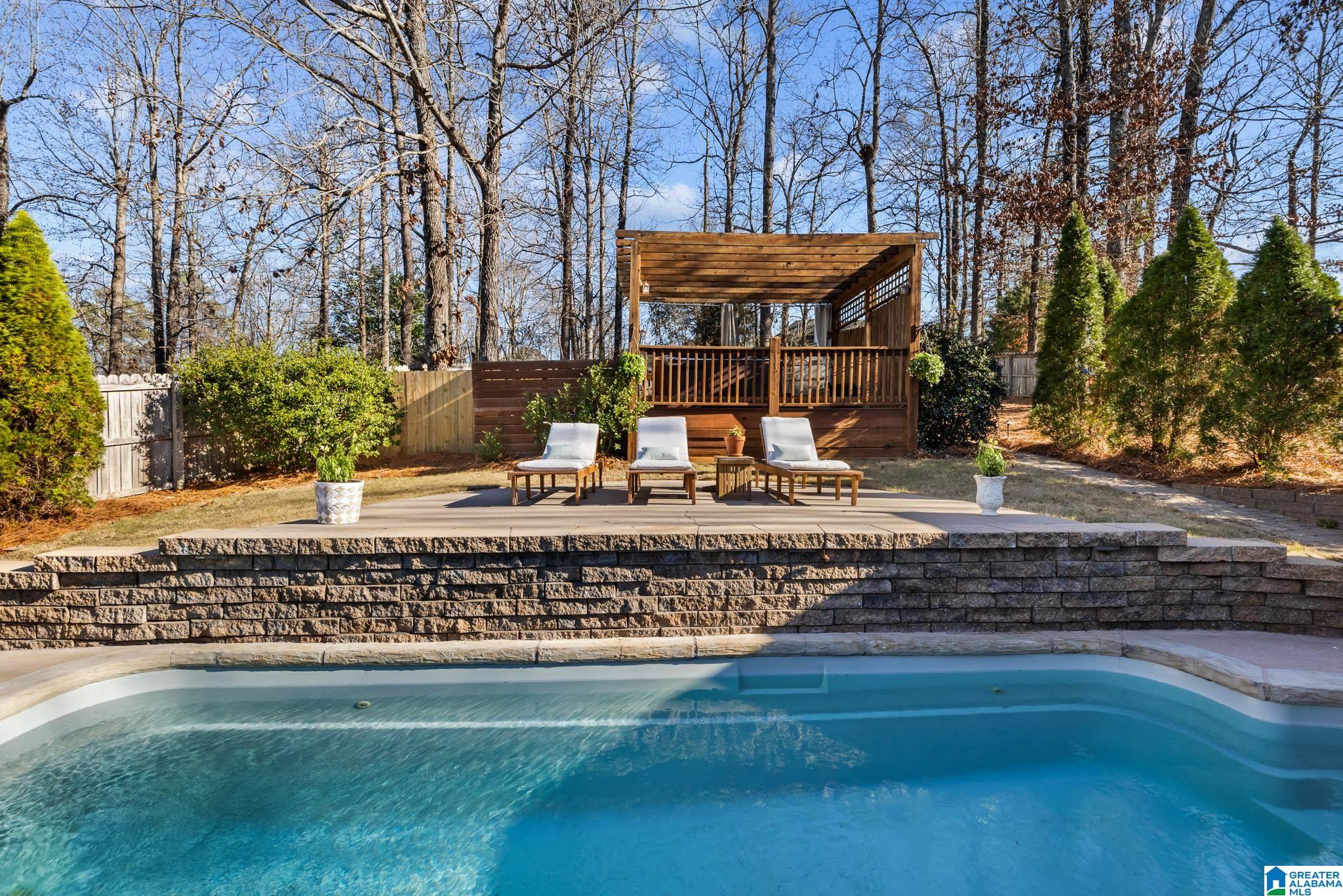 204 ESSEX DRIVE