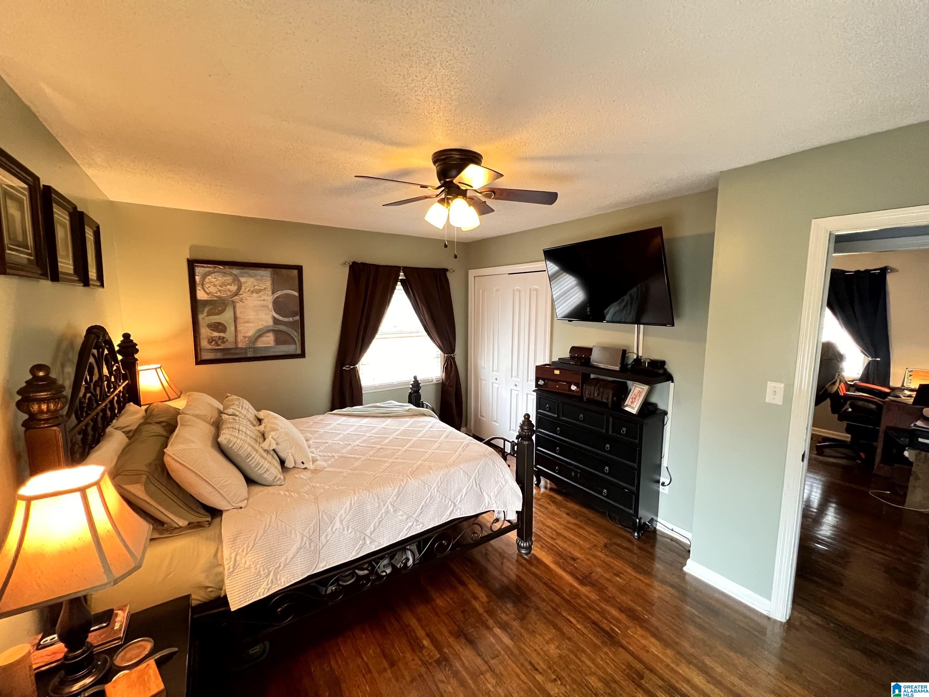 2237 LISA ANN DRIVE SE