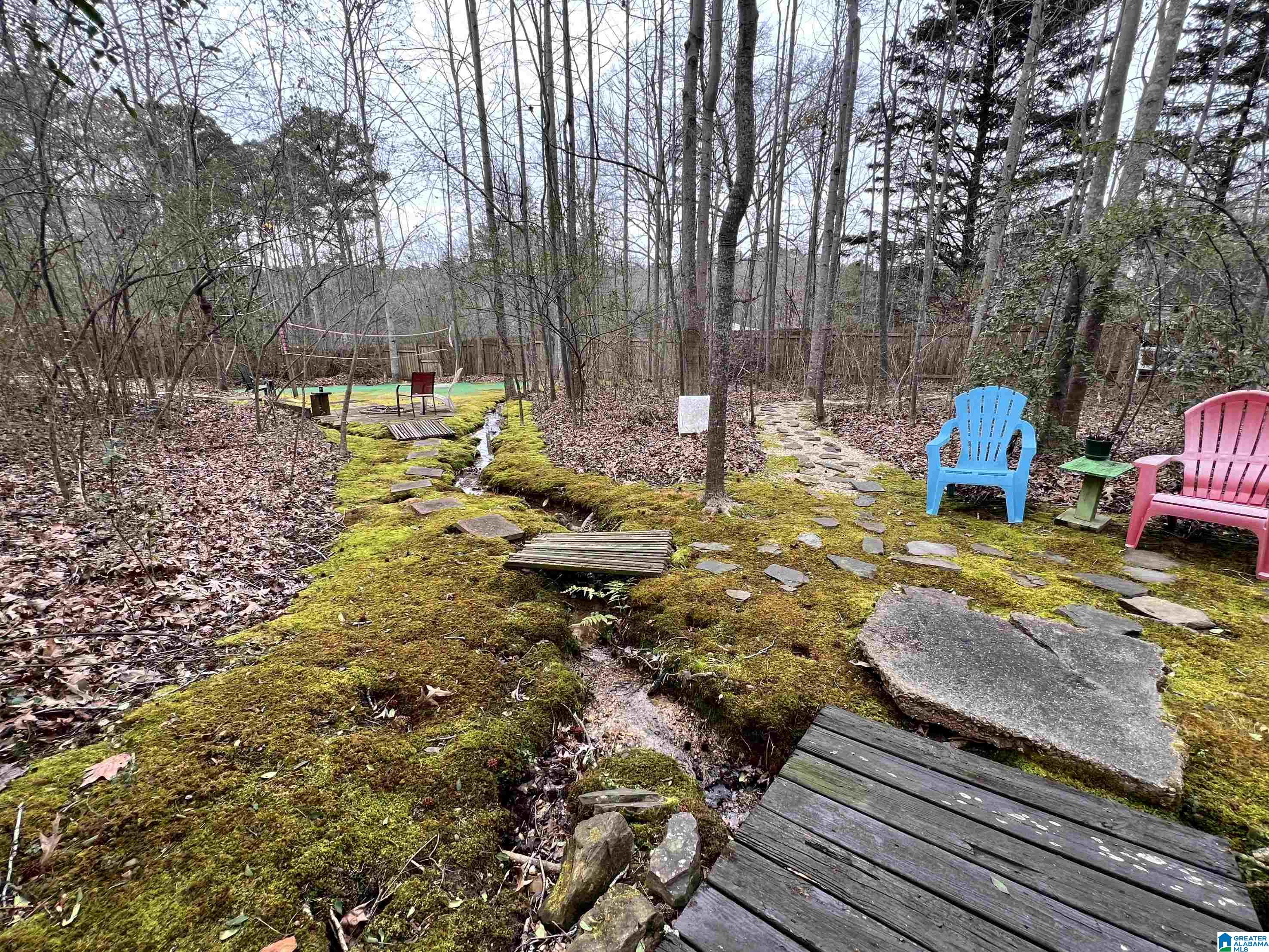2237 LISA ANN DRIVE SE