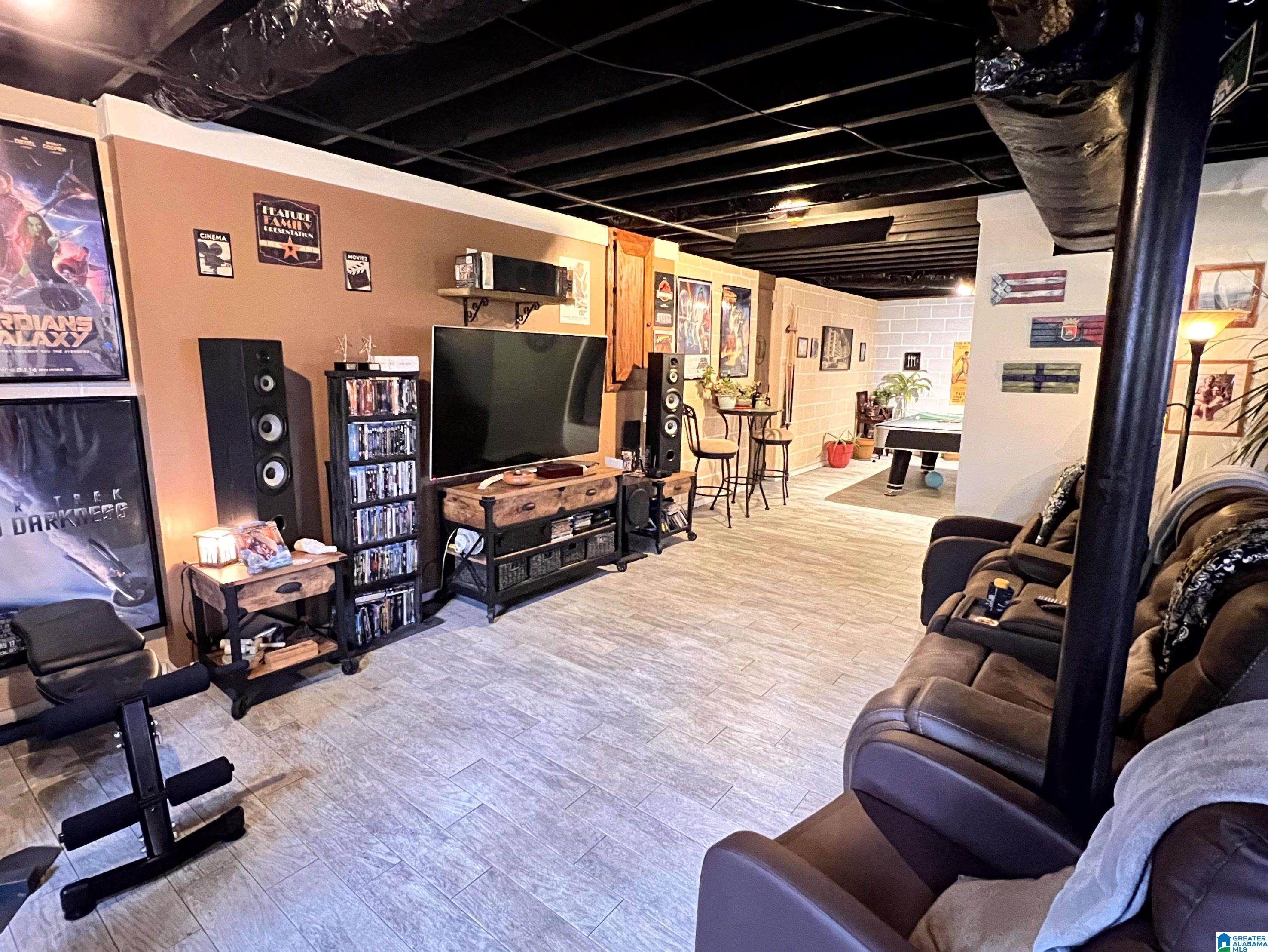 2237 LISA ANN DRIVE SE