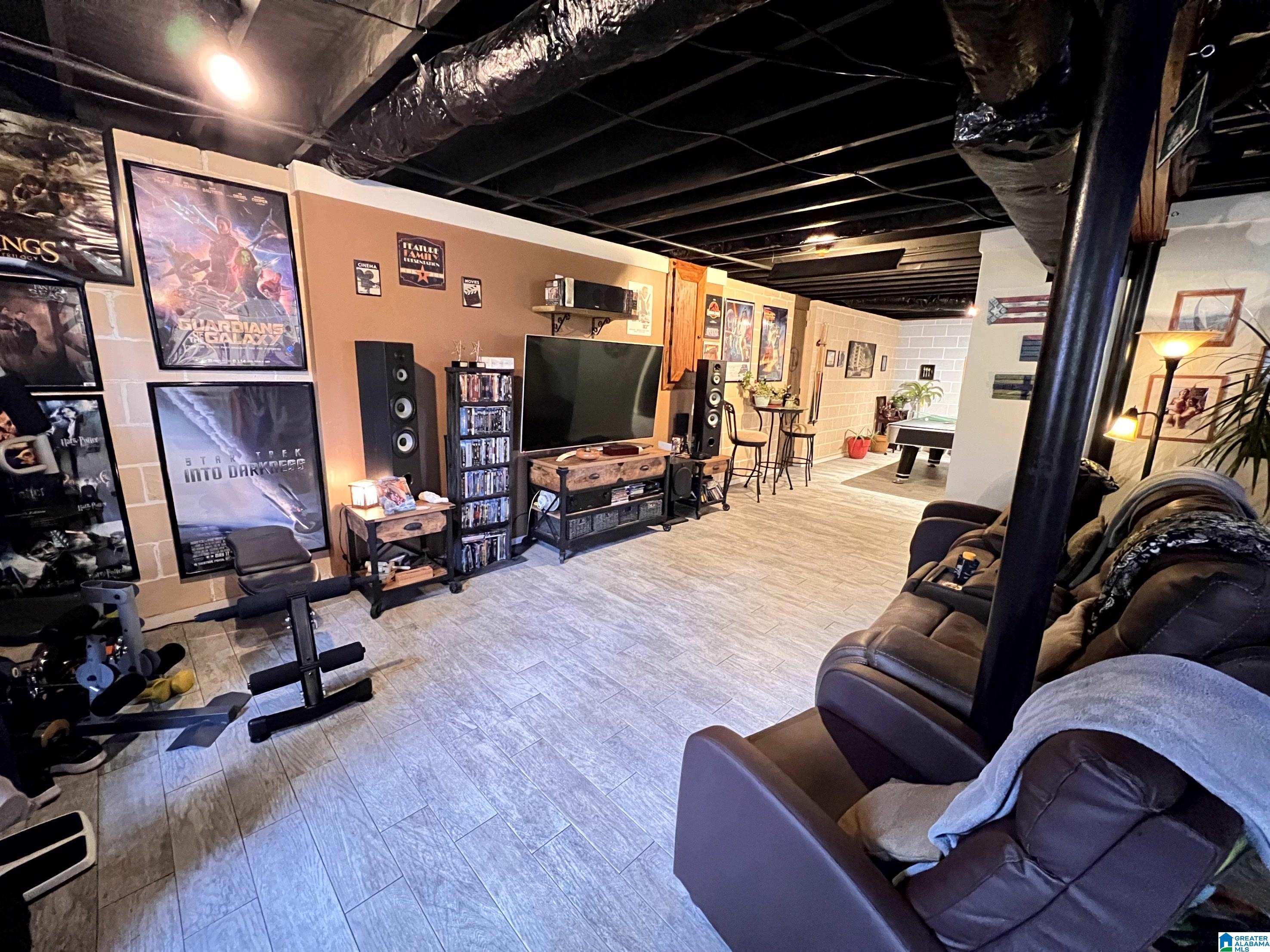 2237 LISA ANN DRIVE SE