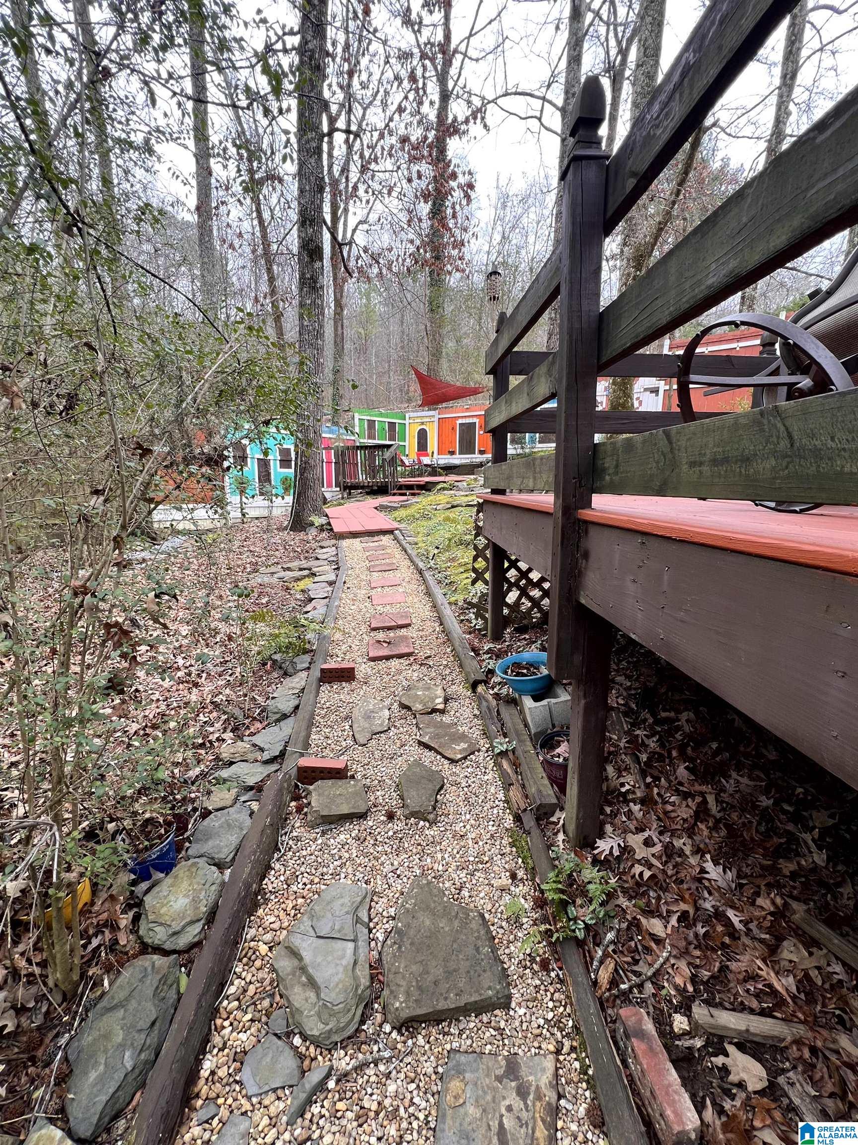 2237 LISA ANN DRIVE SE