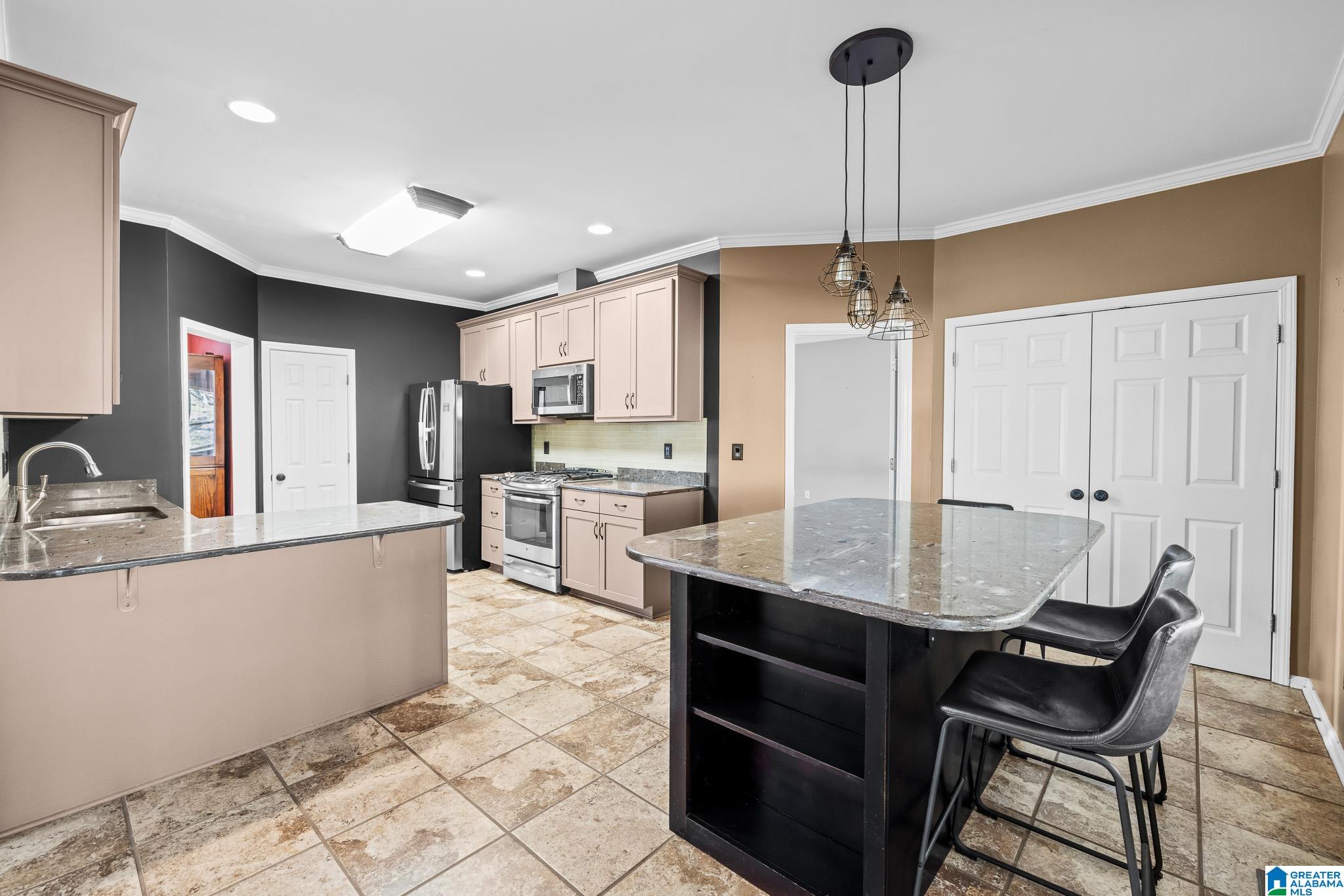 1510 OAK PARK DRIVE