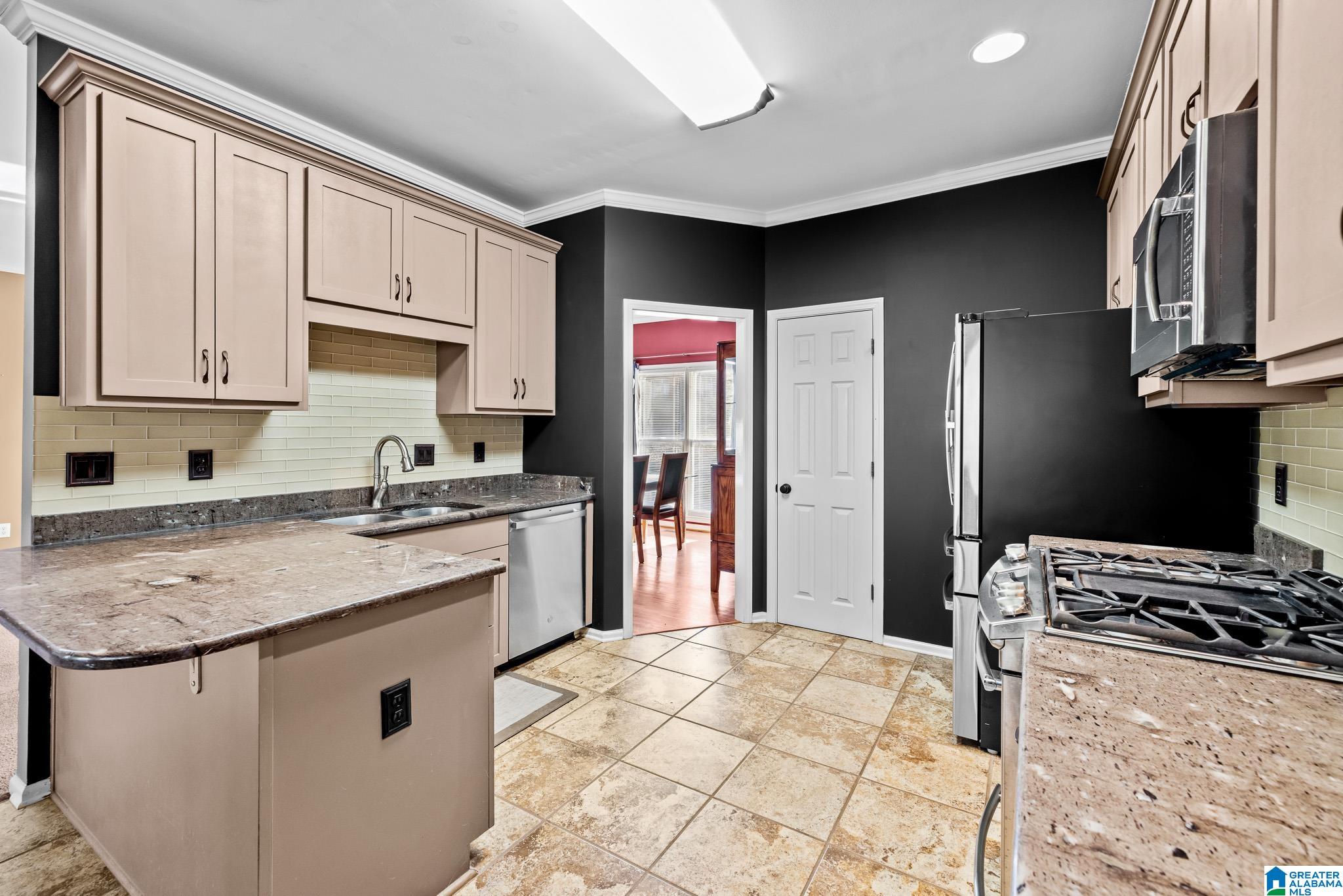 1510 OAK PARK DRIVE