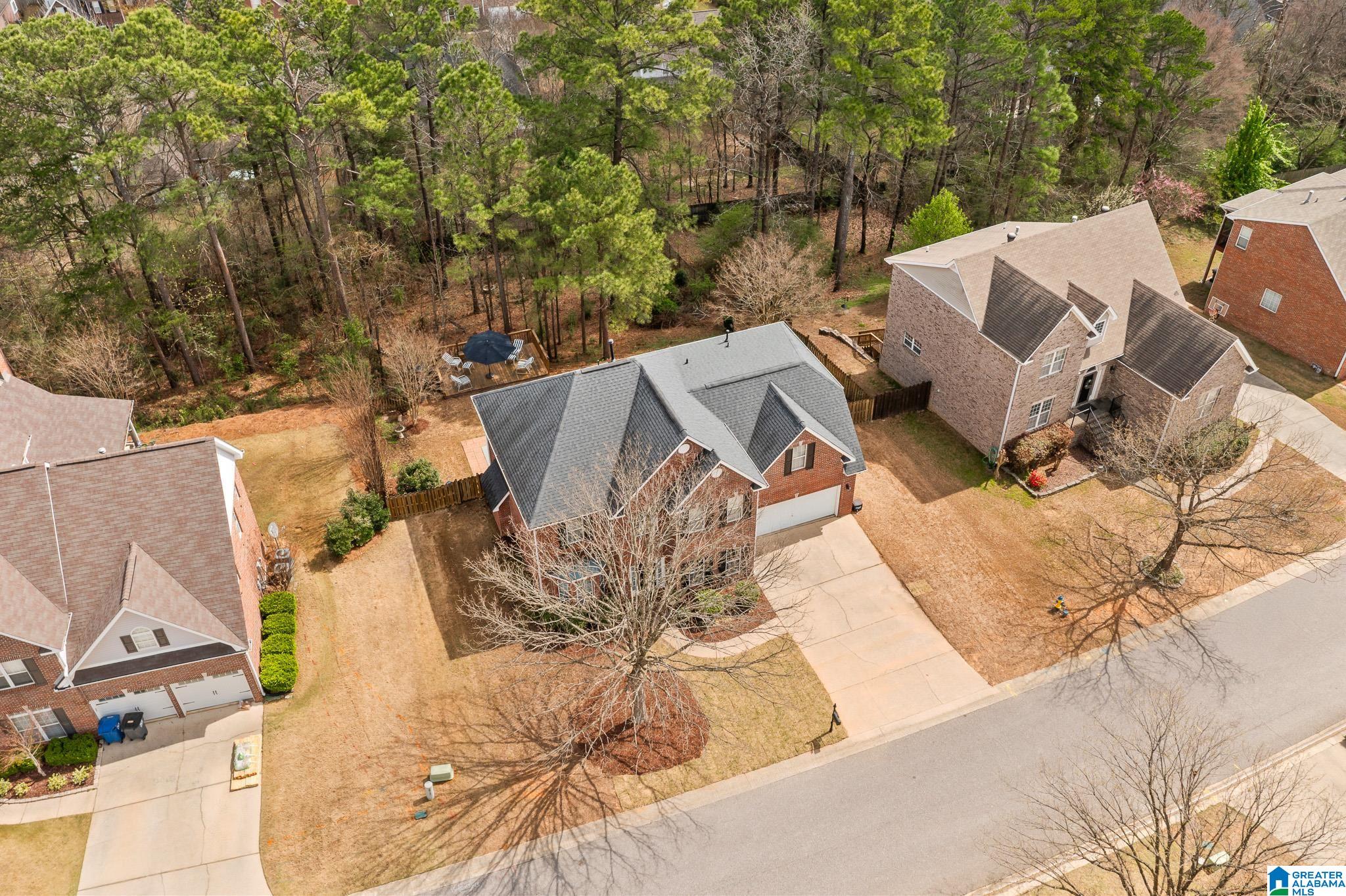 554 WHITE STONE WAY