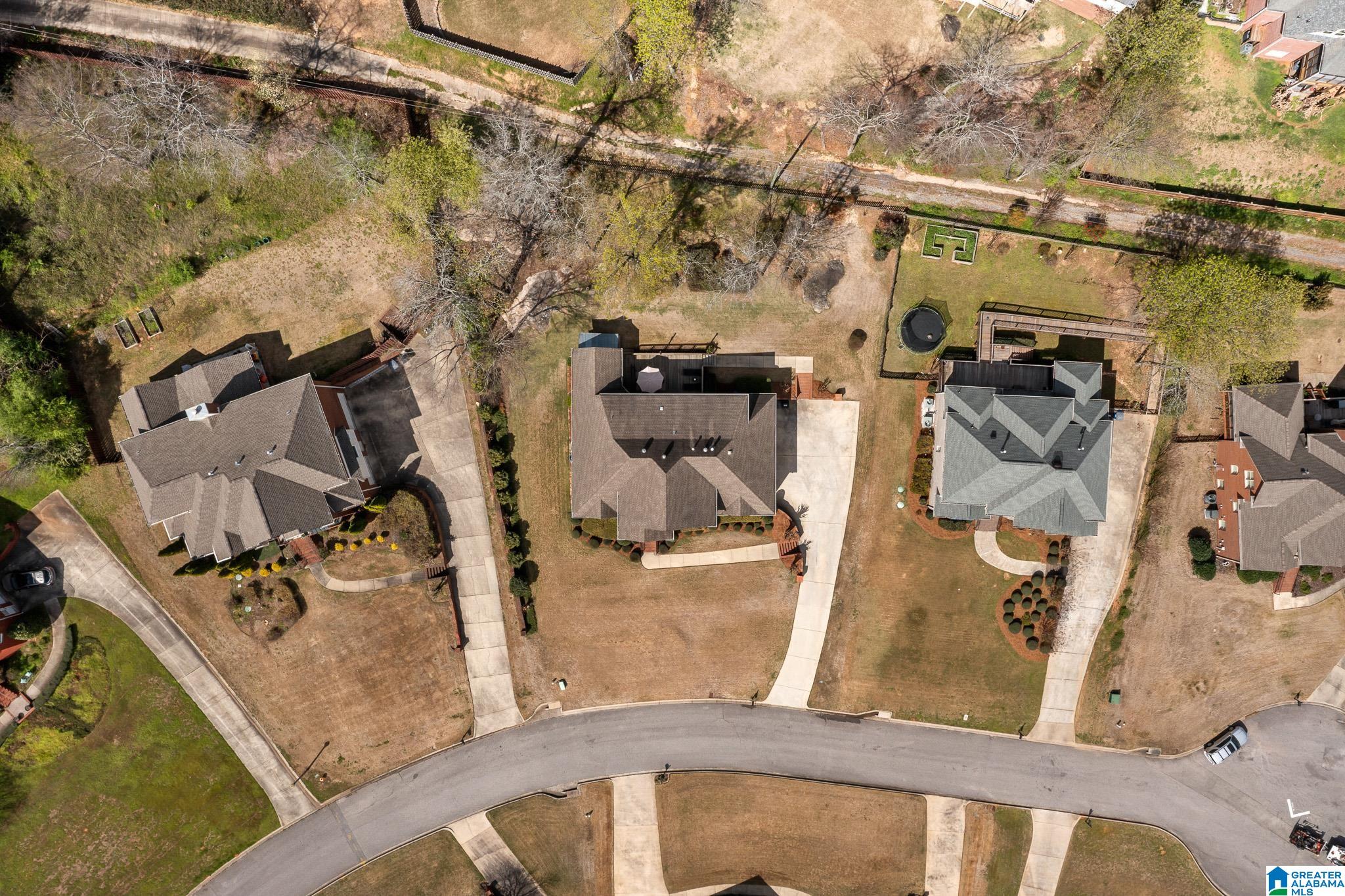 6112 RUSHING PARC LANE