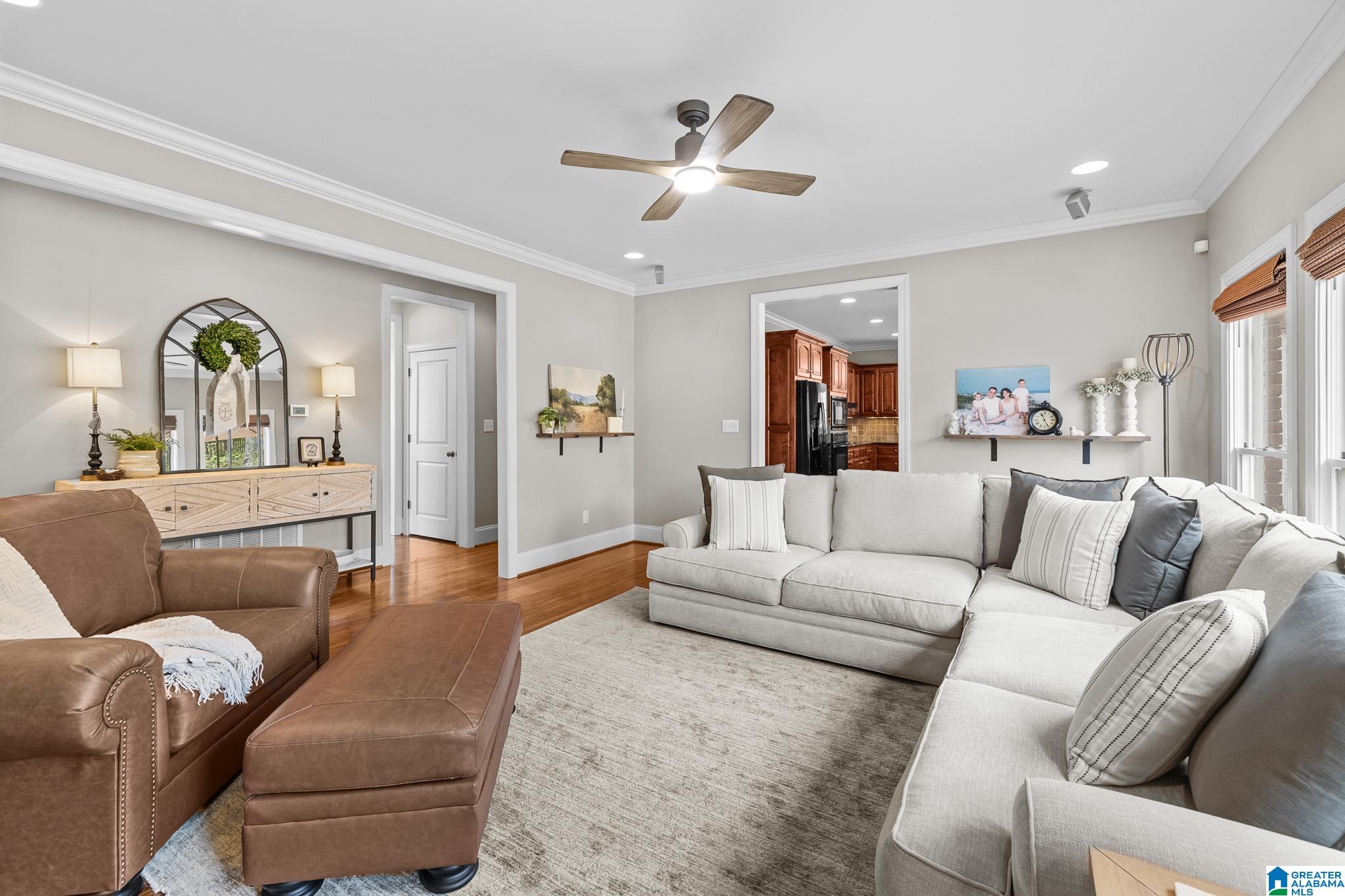 6112 RUSHING PARC LANE