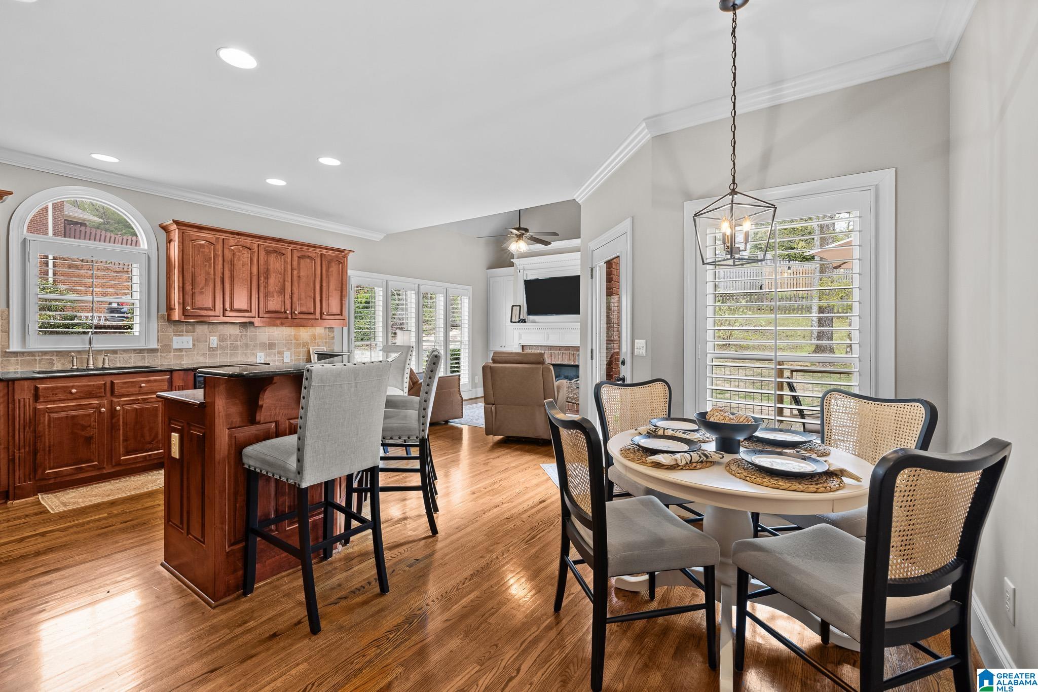 6112 RUSHING PARC LANE