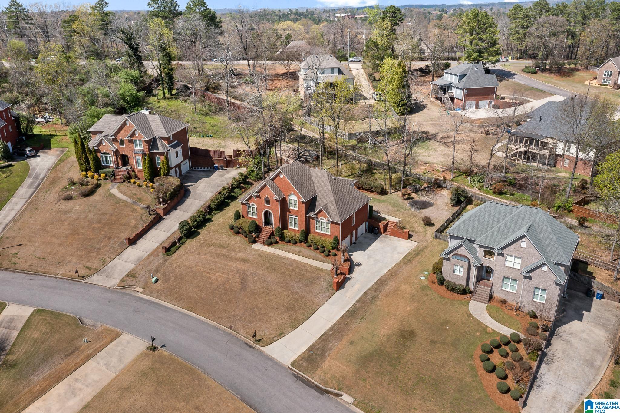 6112 RUSHING PARC LANE