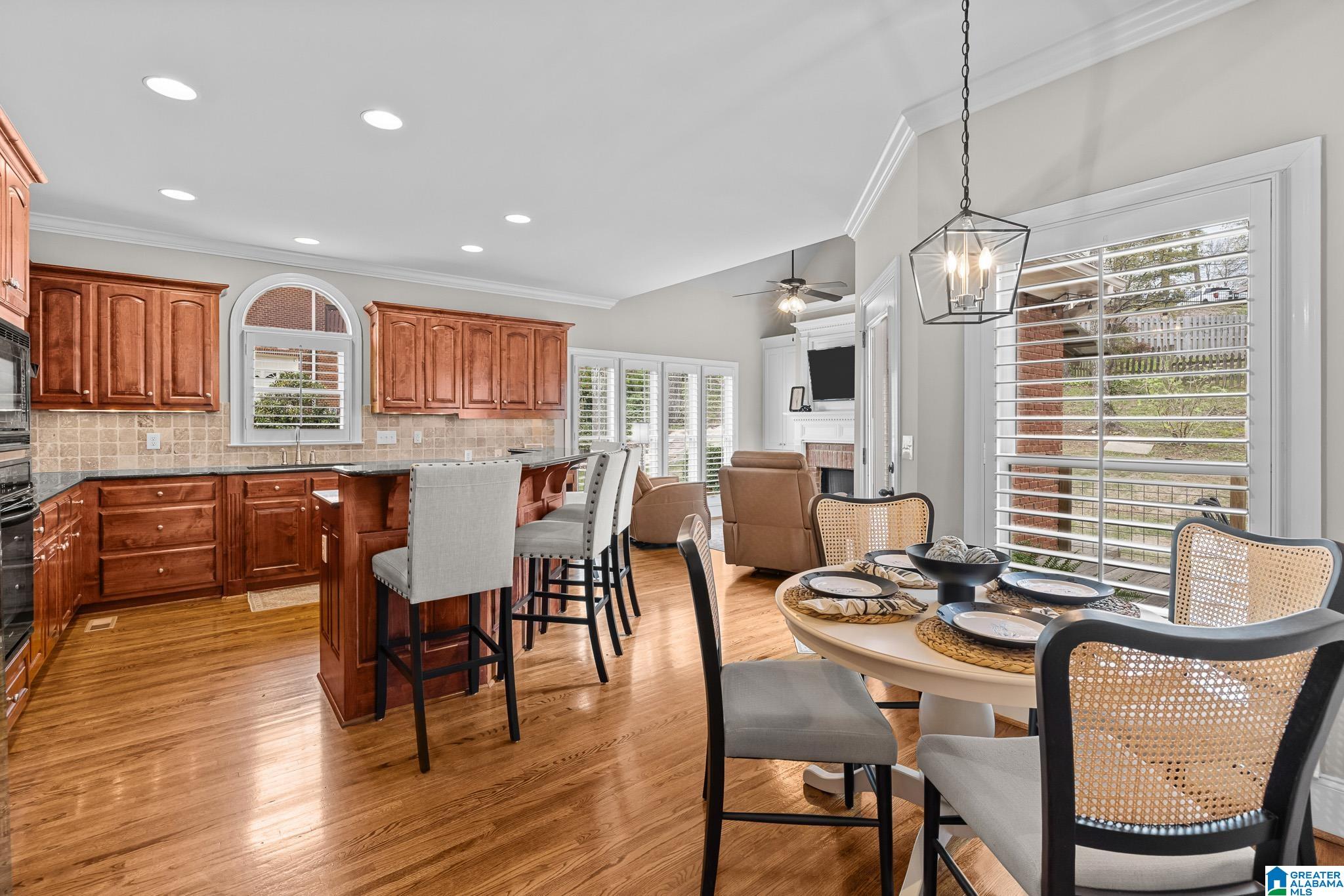 6112 RUSHING PARC LANE