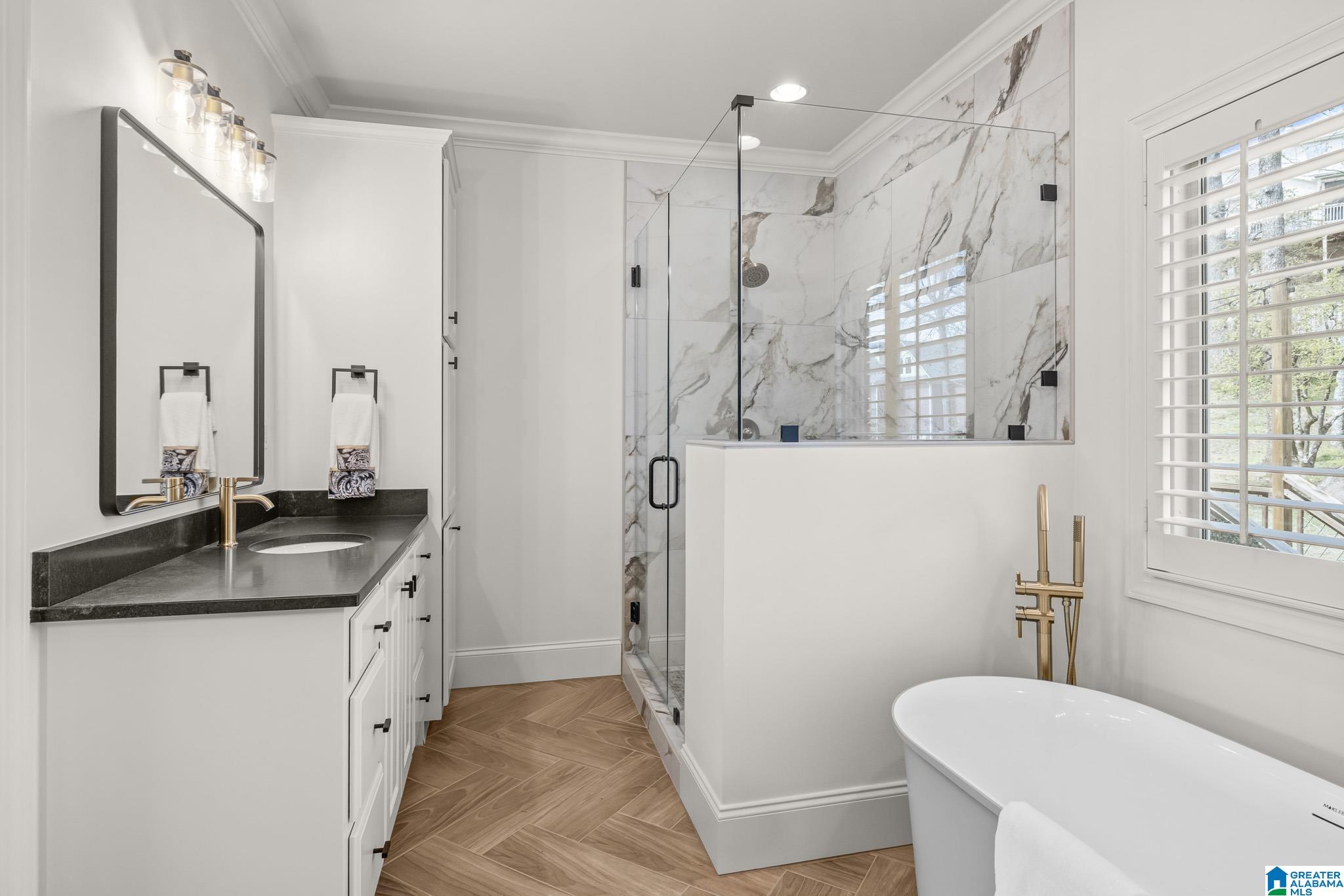 6112 RUSHING PARC LANE