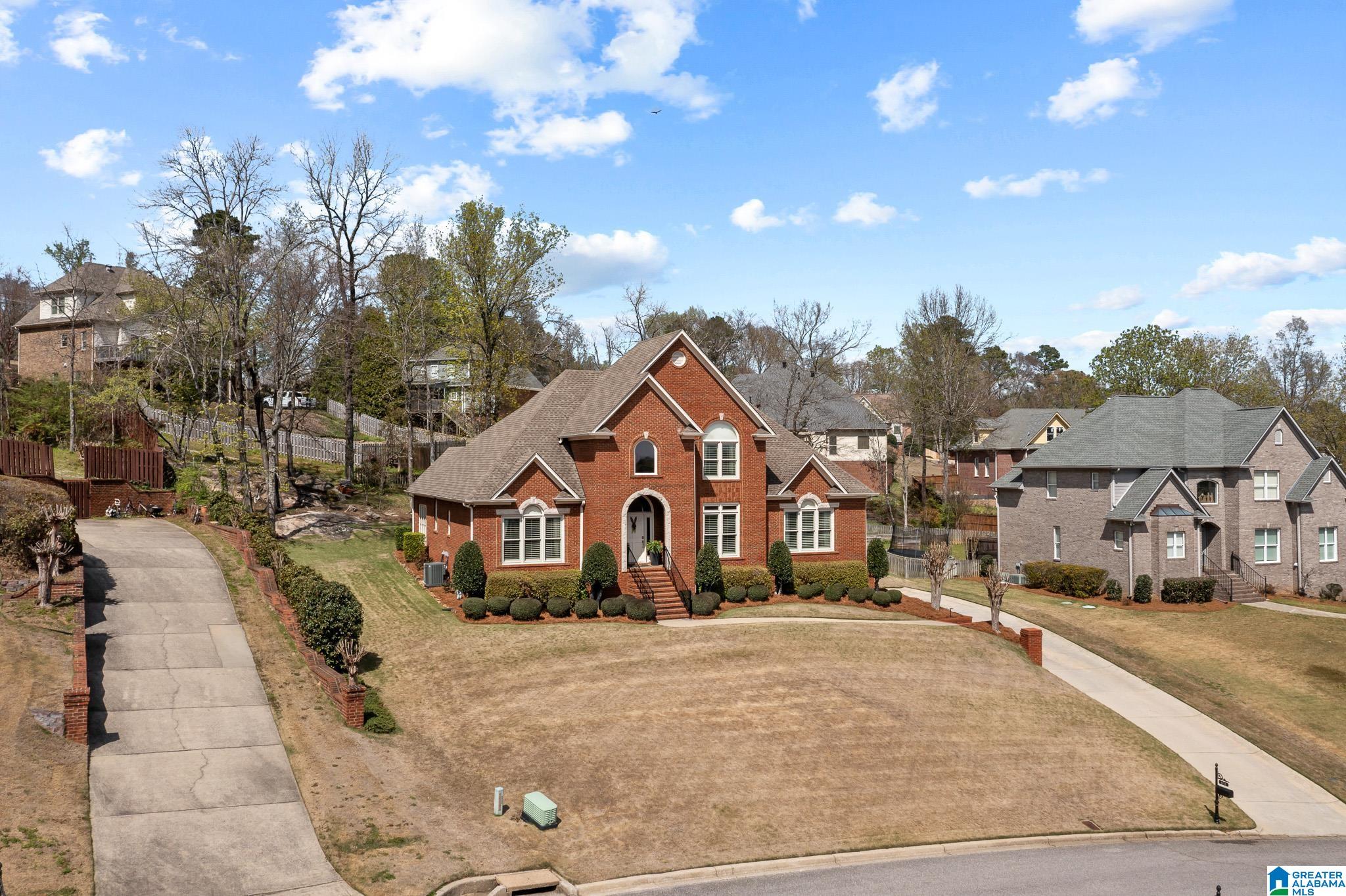 6112 RUSHING PARC LANE