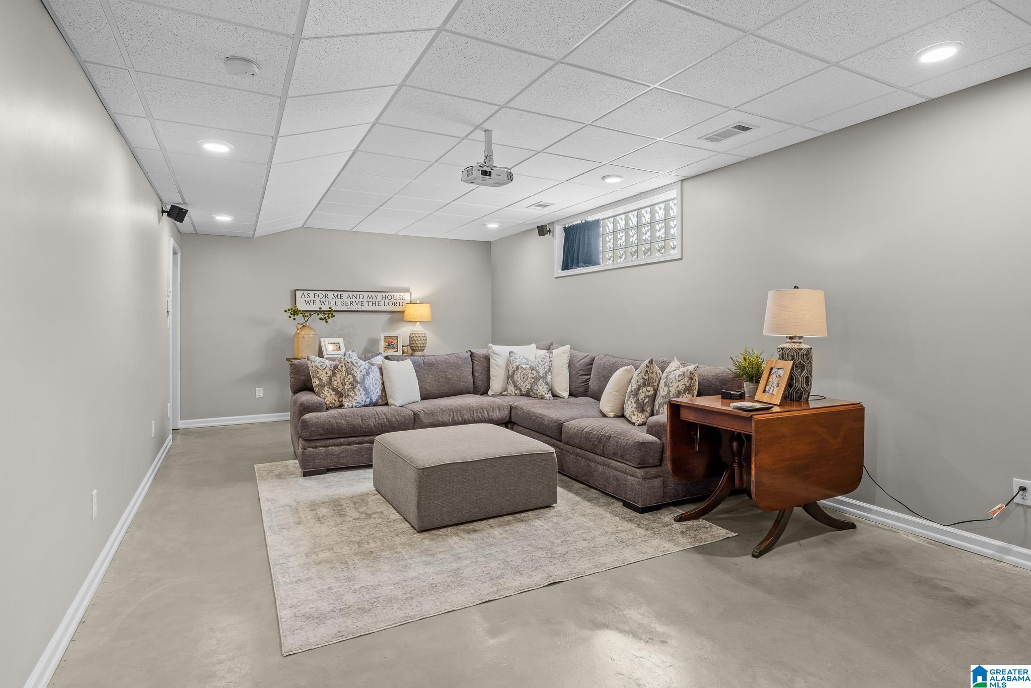 6112 RUSHING PARC LANE