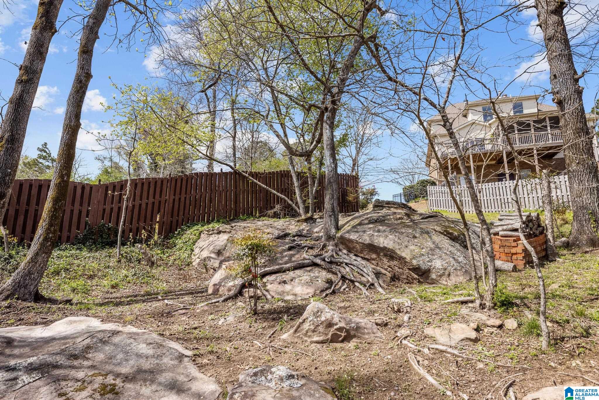 6112 RUSHING PARC LANE