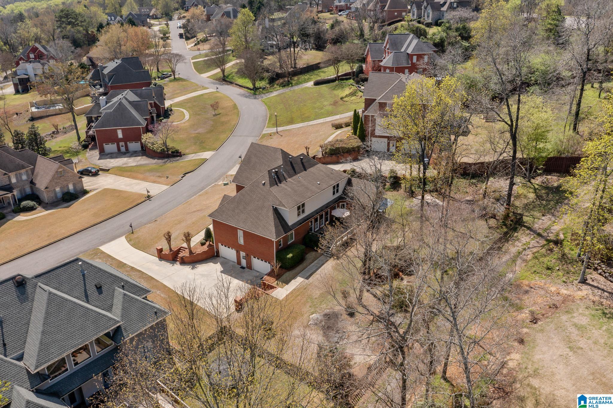 6112 RUSHING PARC LANE