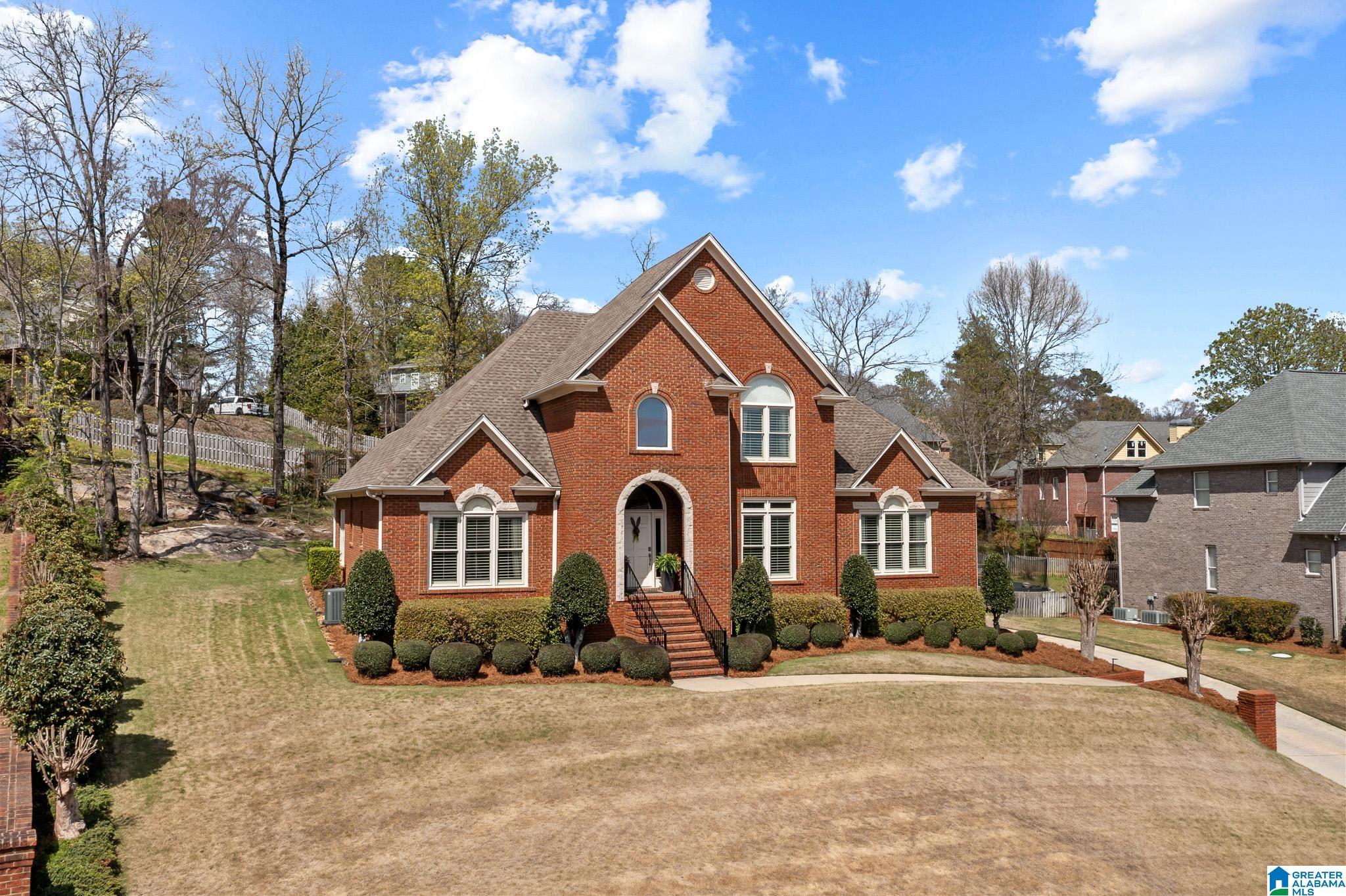 6112 RUSHING PARC LANE