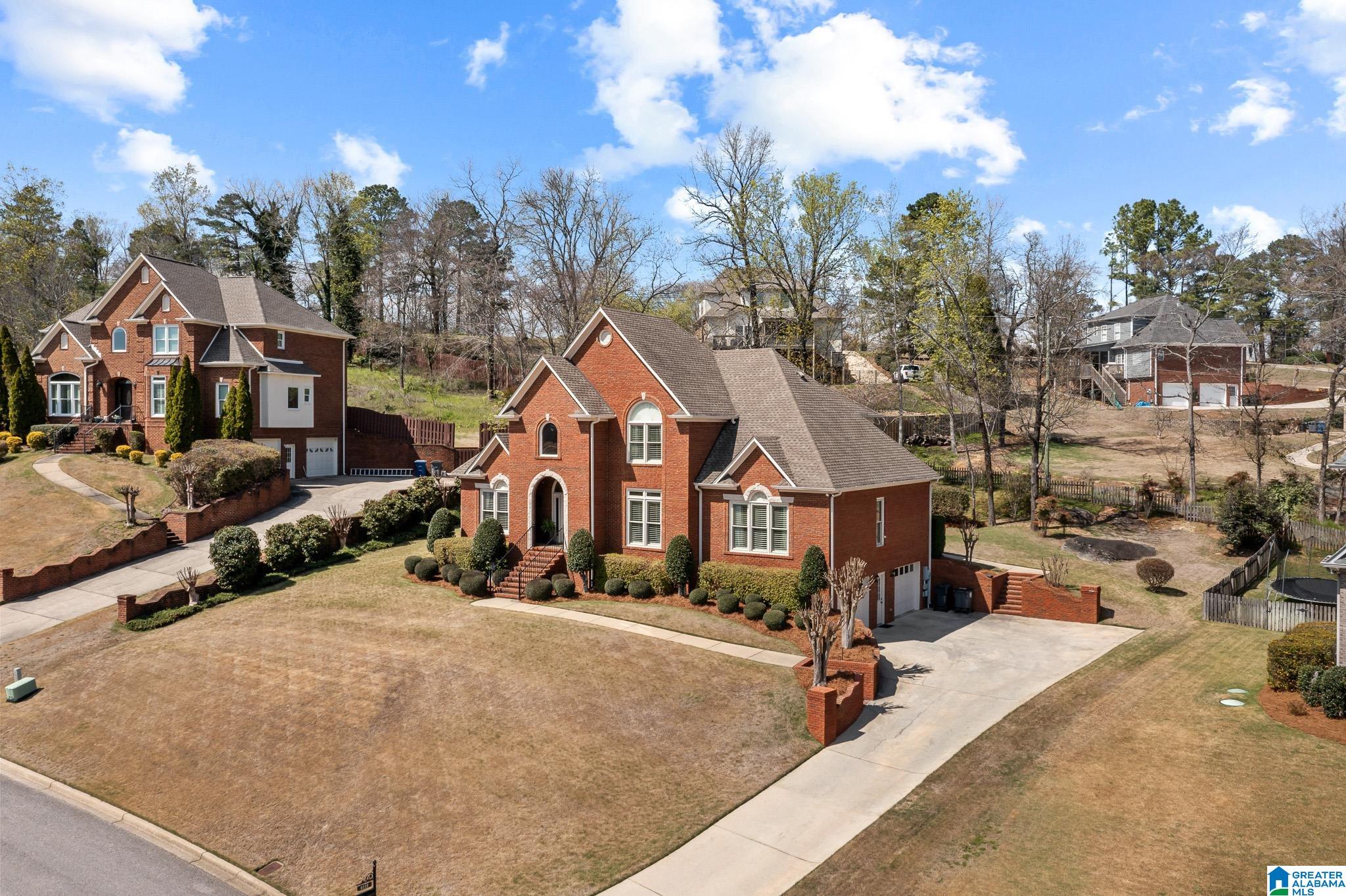 6112 RUSHING PARC LANE