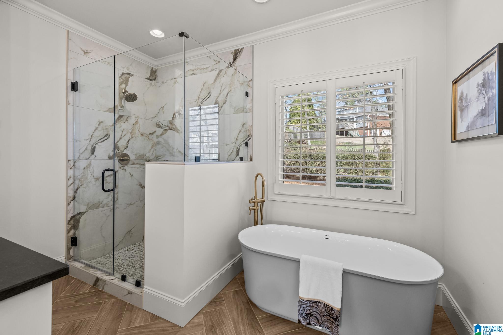 6112 RUSHING PARC LANE