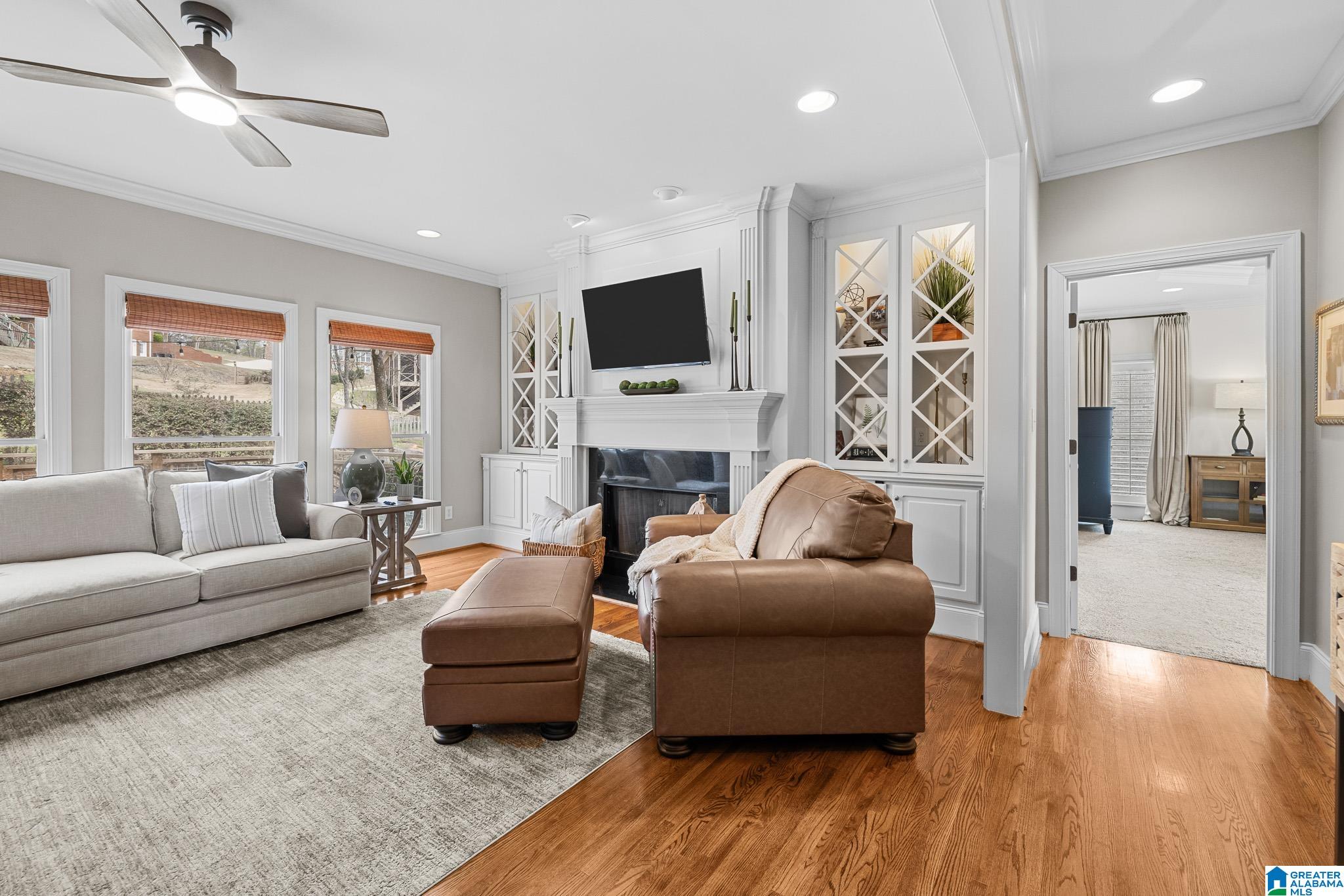 6112 RUSHING PARC LANE