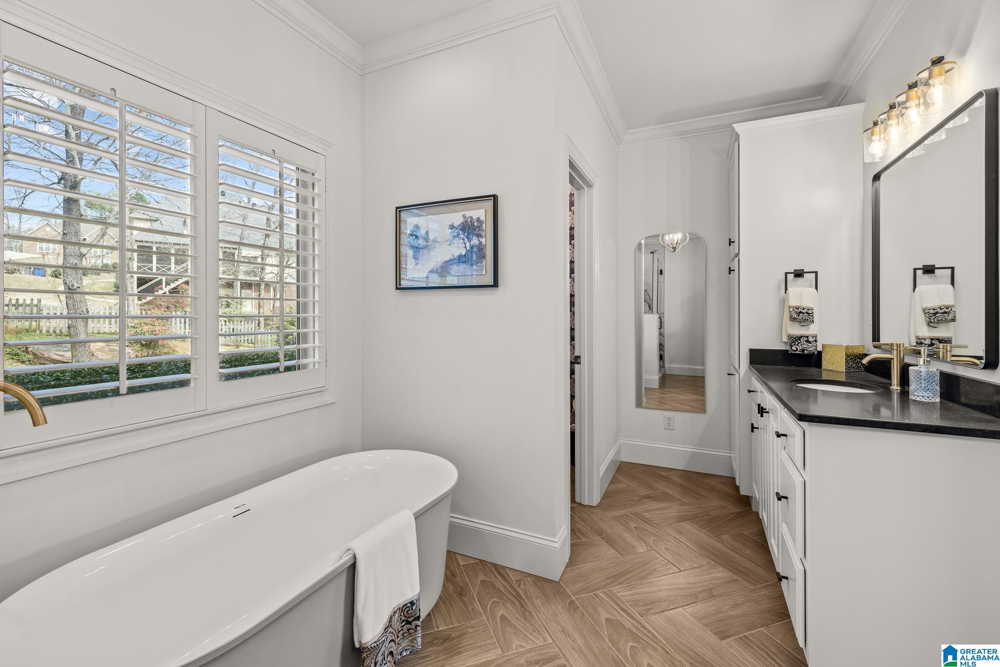 6112 RUSHING PARC LANE