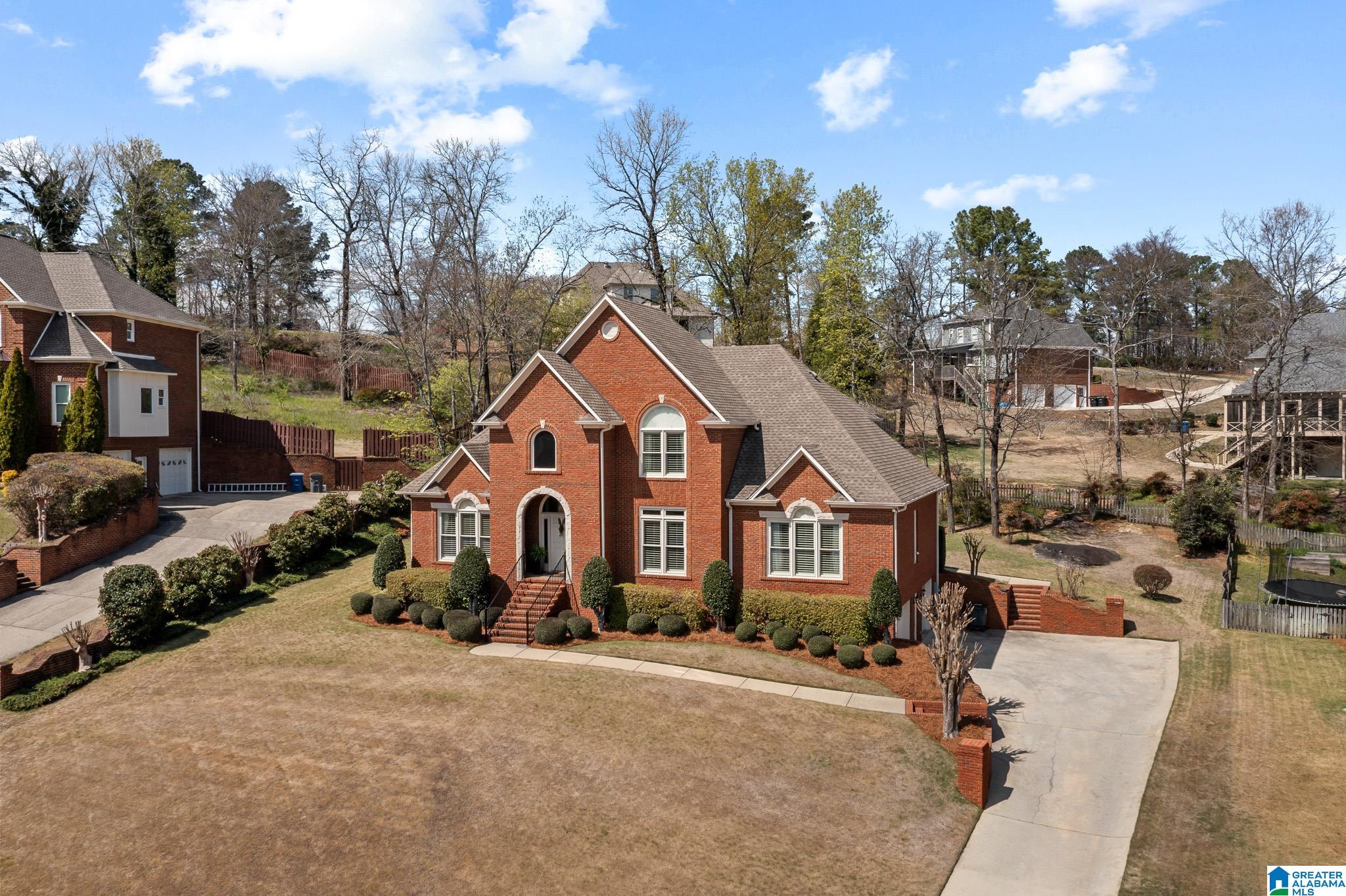 6112 RUSHING PARC LANE