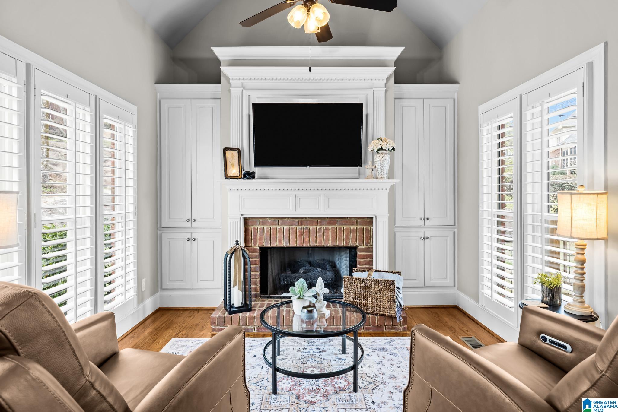 6112 RUSHING PARC LANE