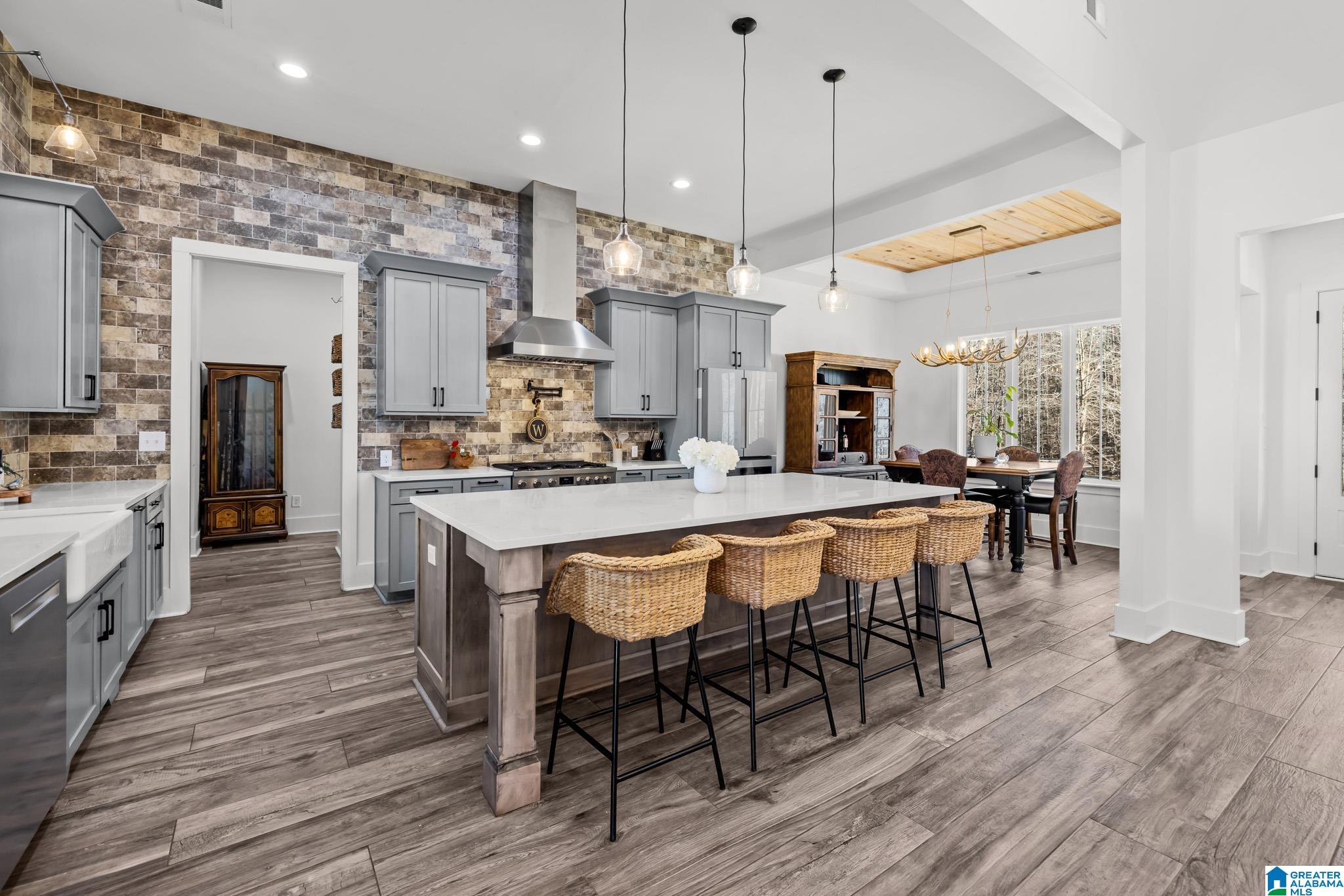 8131 PECAN DRIVE