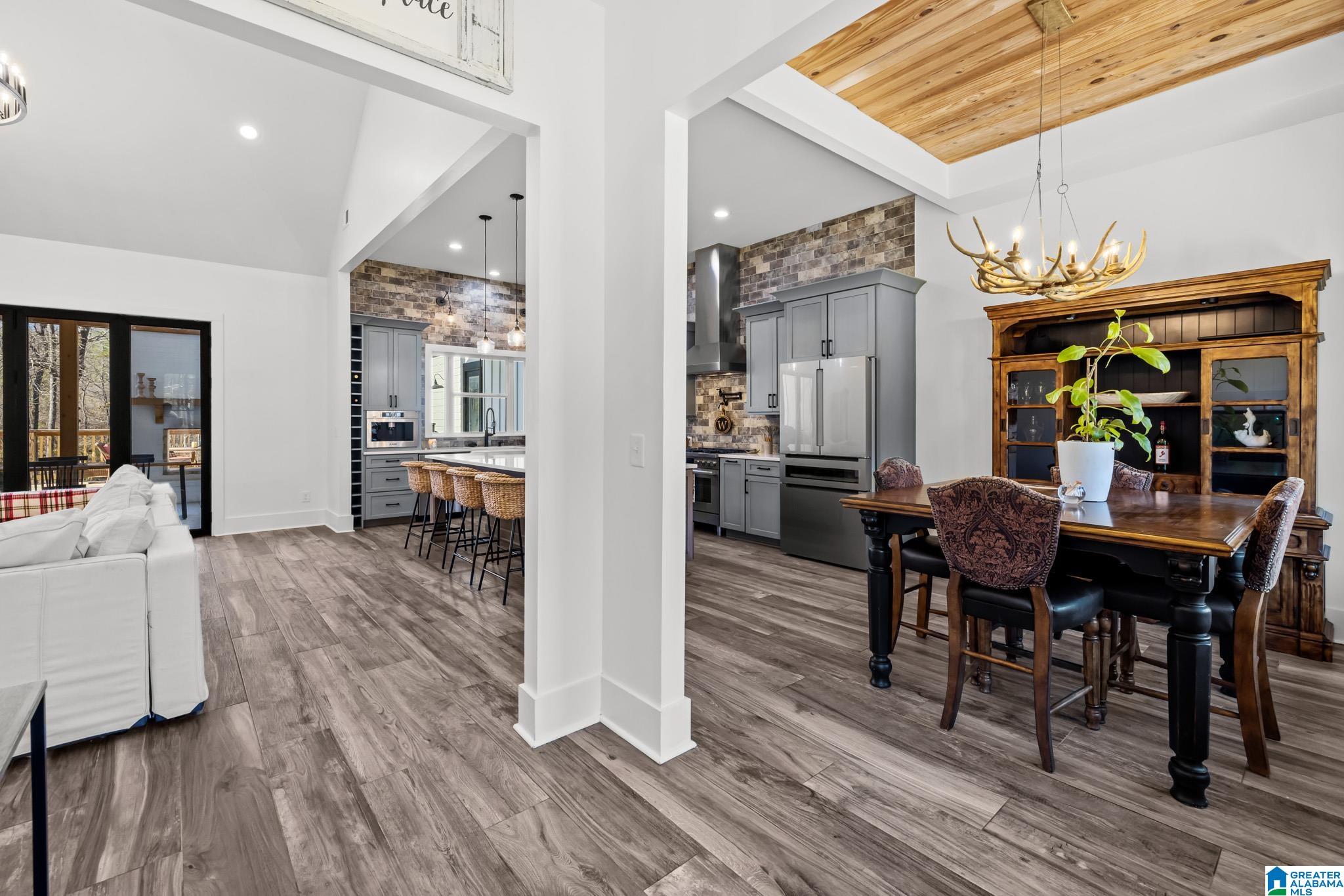 8131 PECAN DRIVE