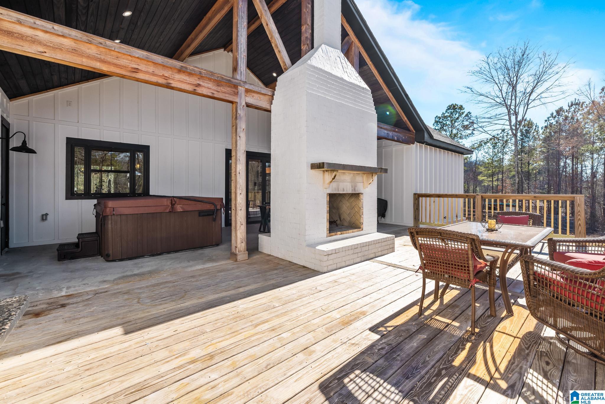 8131 PECAN DRIVE