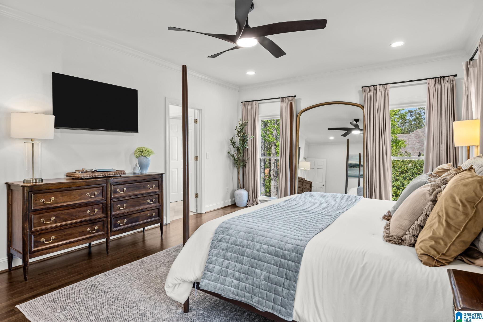 4841 SOUTHLAKE PARKWAY