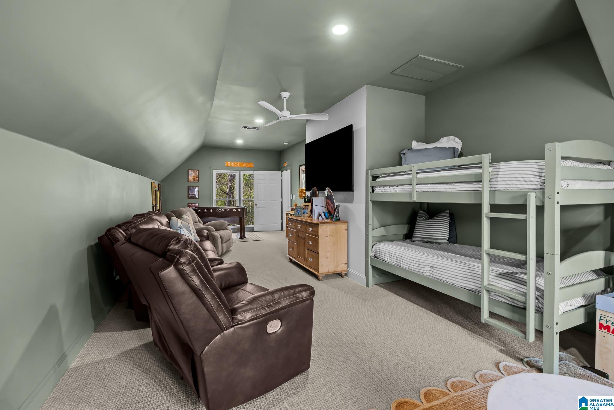 4841 SOUTHLAKE PARKWAY