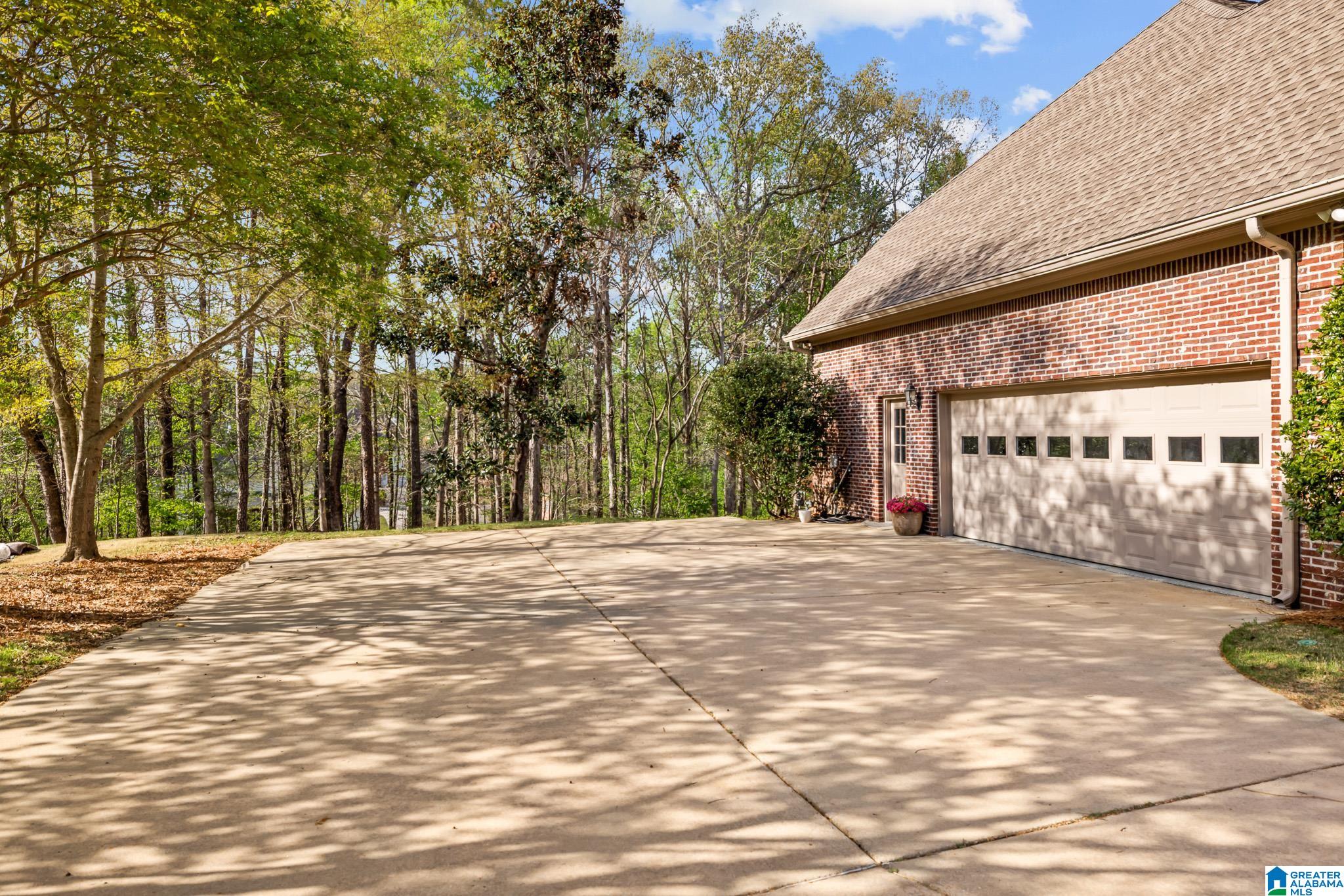 4841 SOUTHLAKE PARKWAY