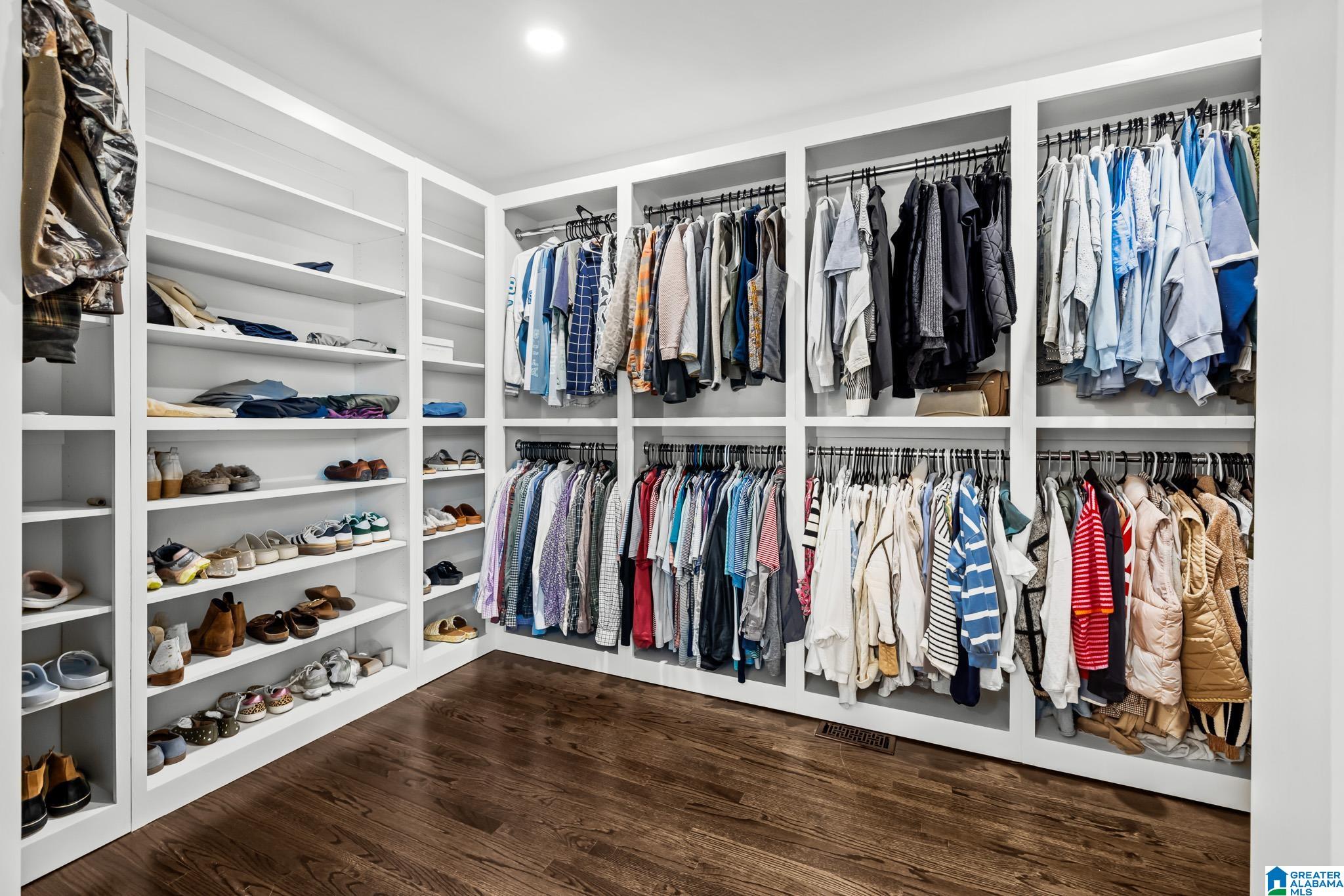 4841 SOUTHLAKE PARKWAY