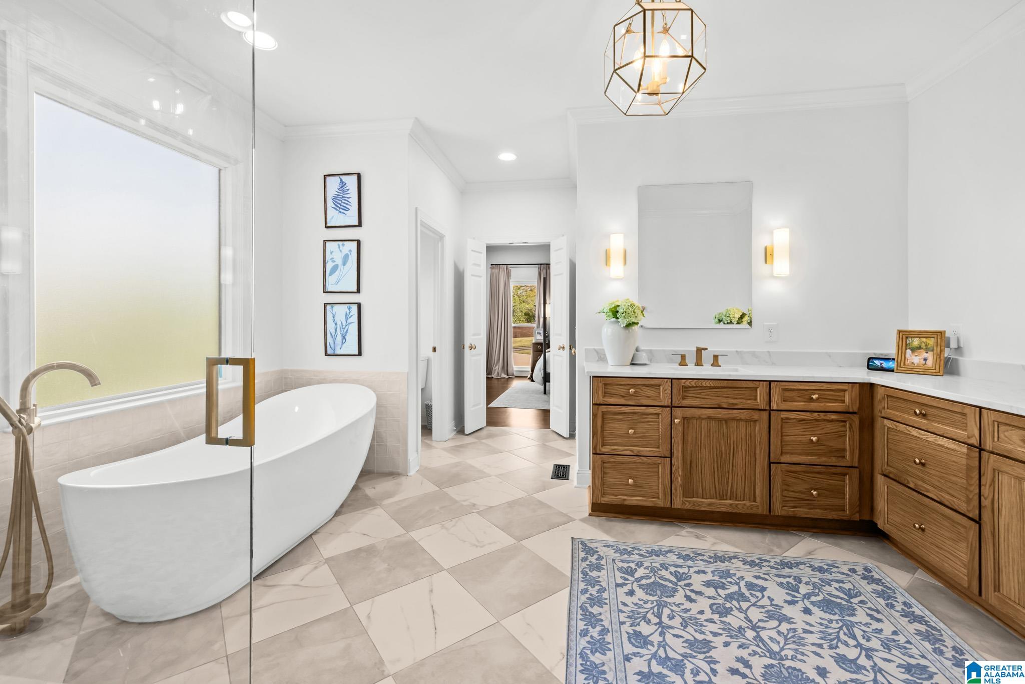 4841 SOUTHLAKE PARKWAY