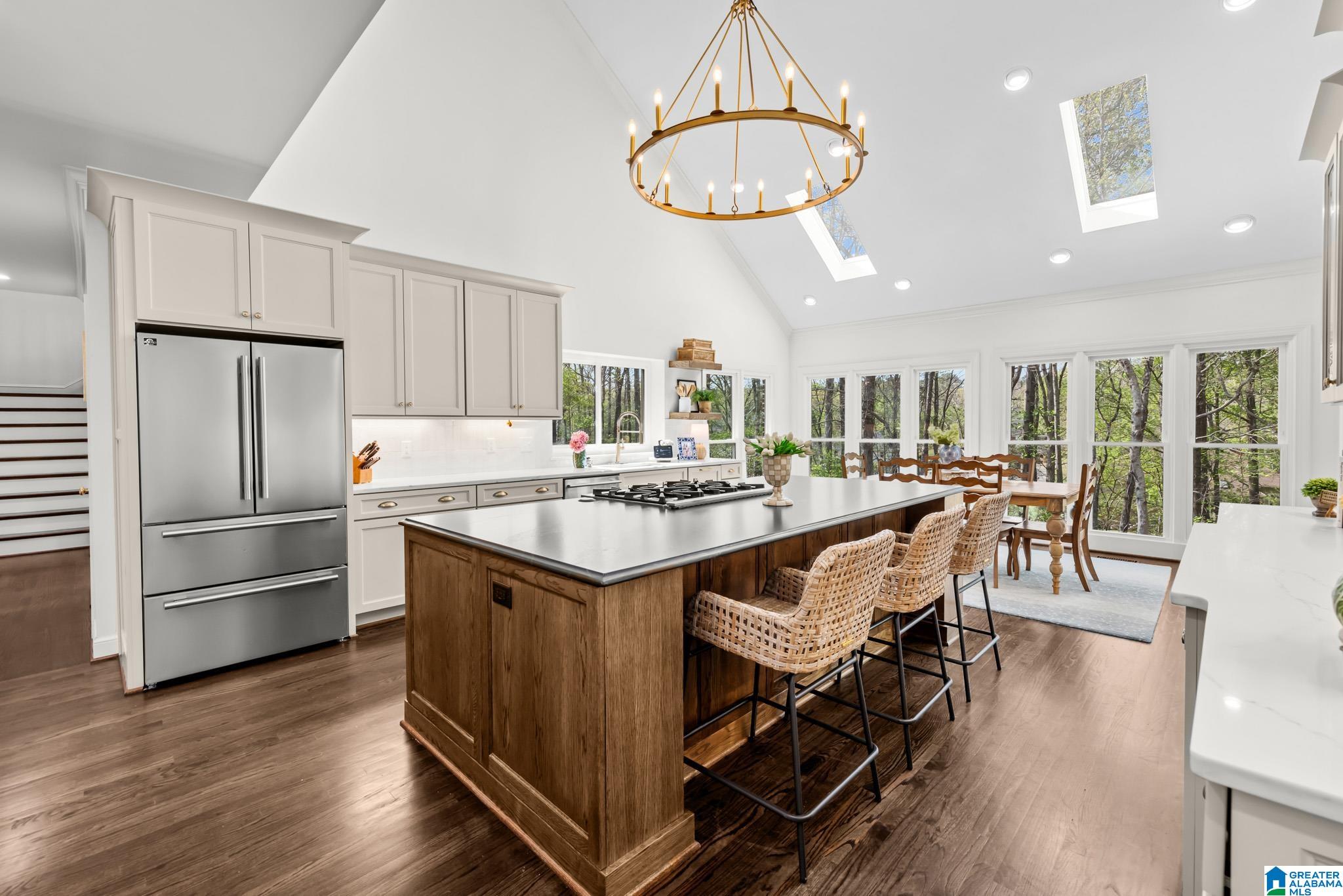 4841 SOUTHLAKE PARKWAY