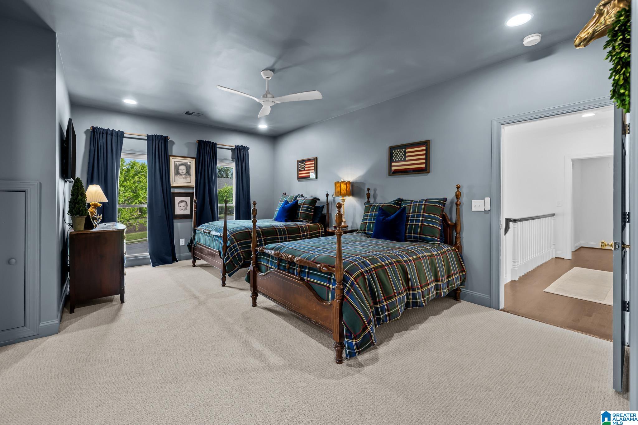 4841 SOUTHLAKE PARKWAY