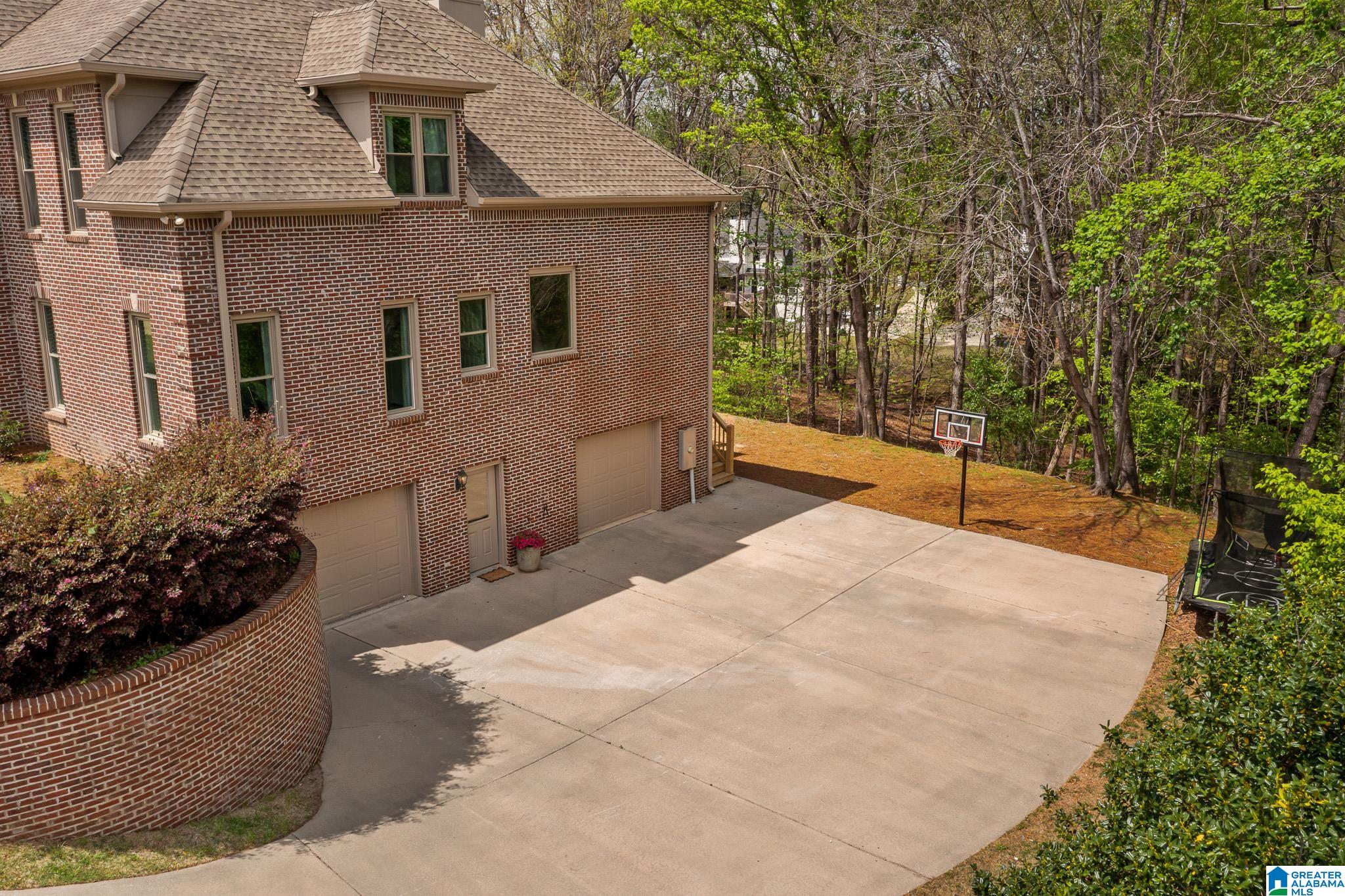 4841 SOUTHLAKE PARKWAY