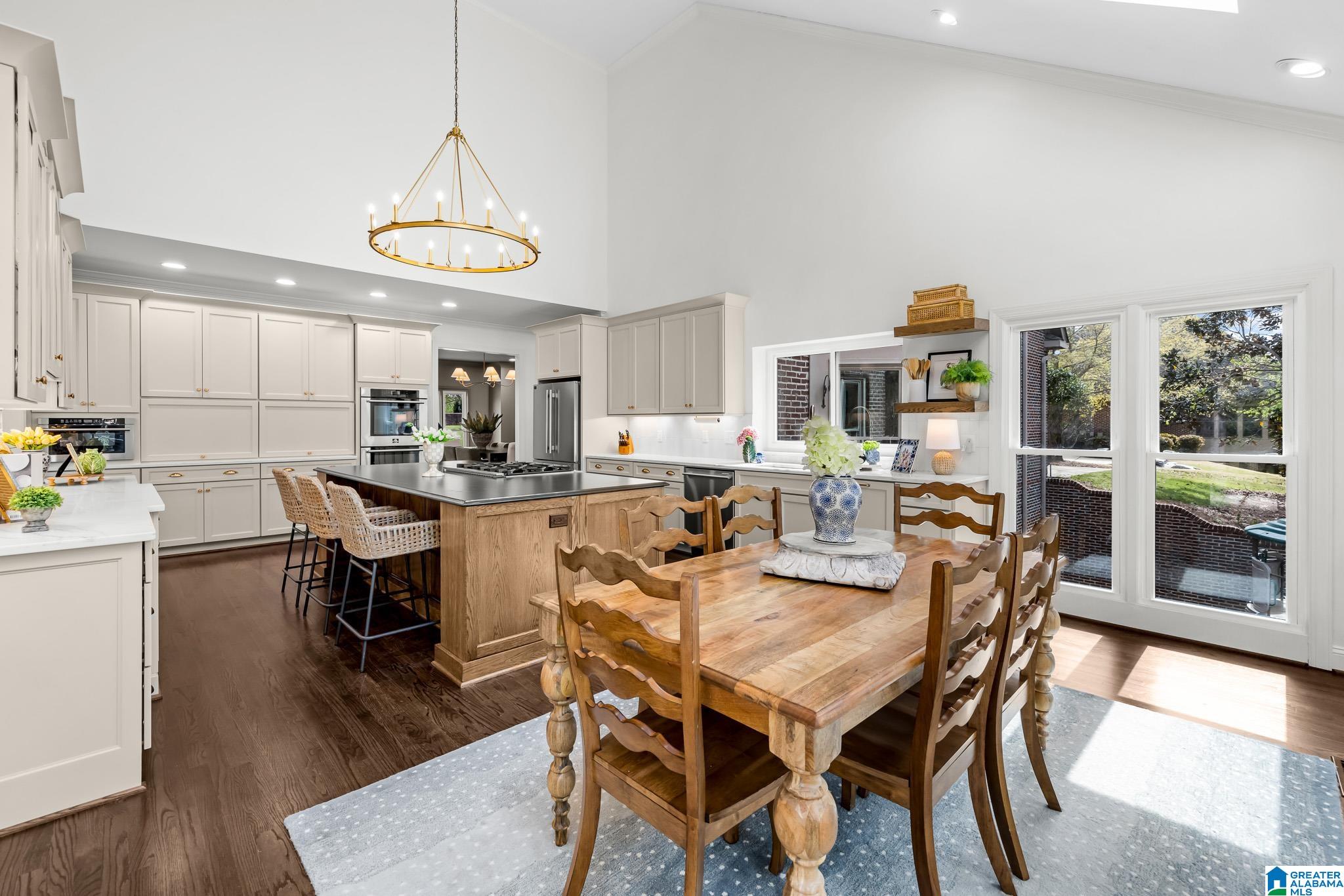 4841 SOUTHLAKE PARKWAY