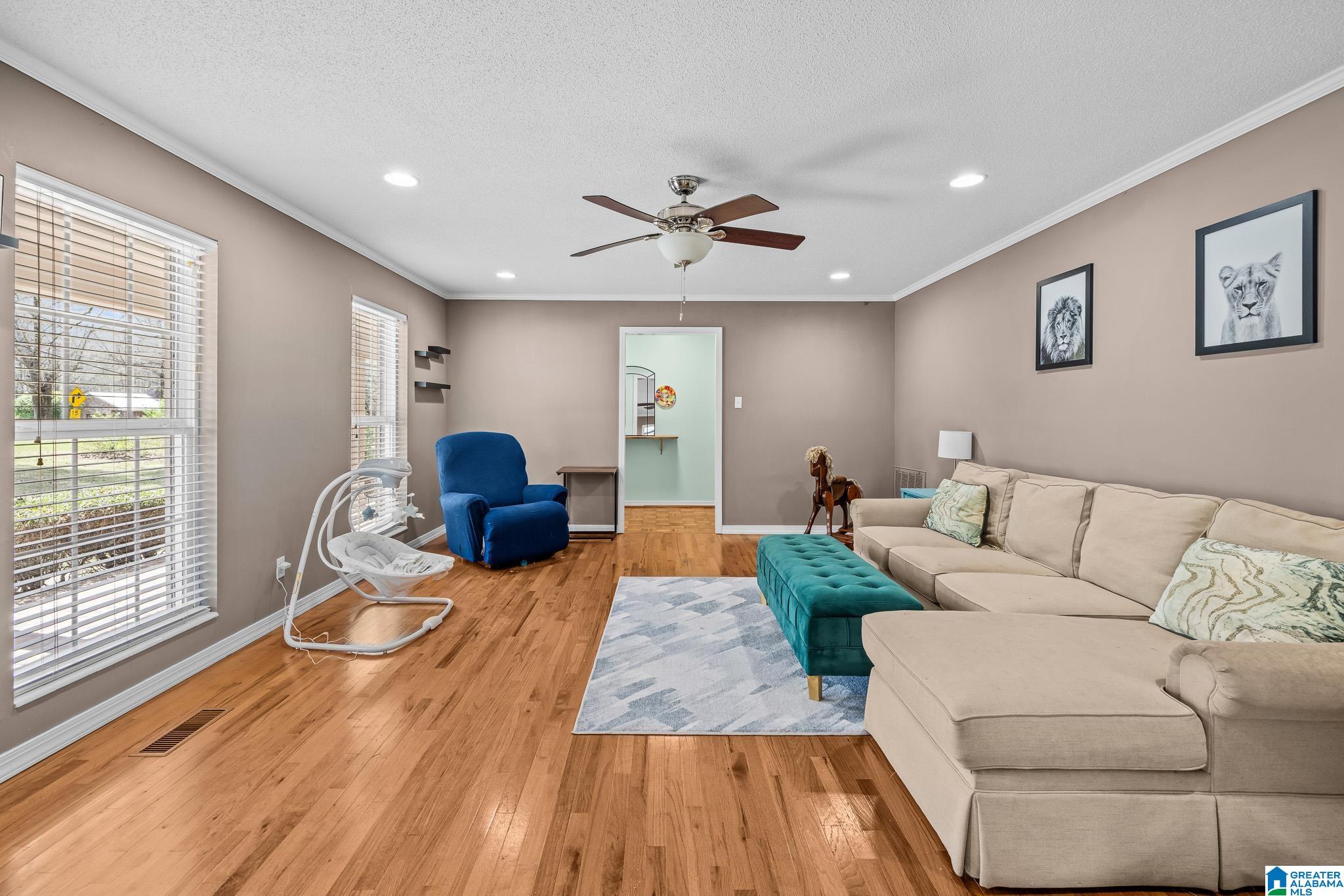 7380 MORRIS LANE