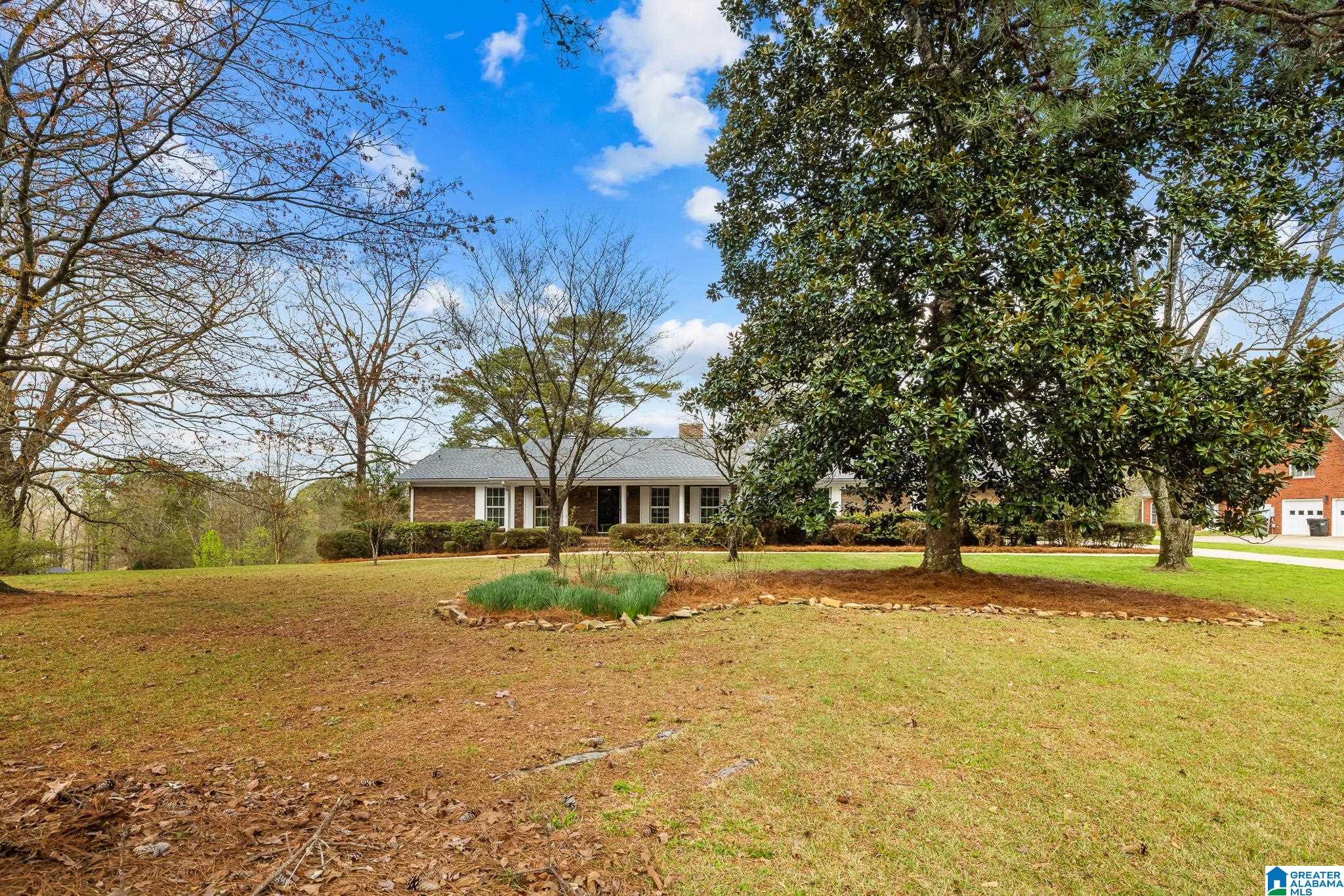 7380 MORRIS LANE