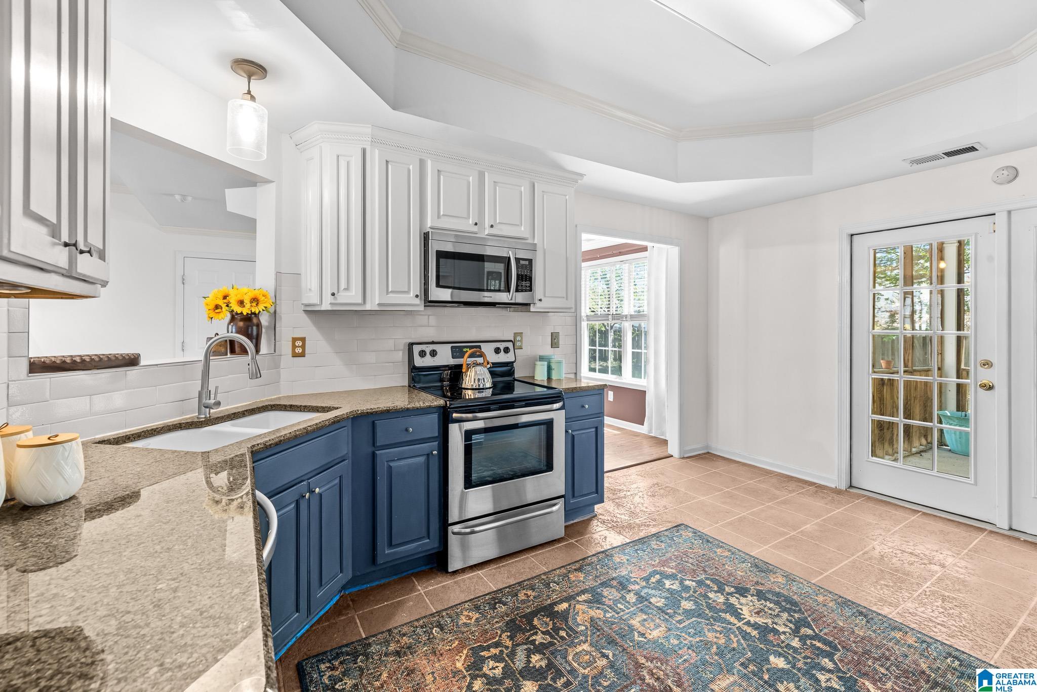 466 CEDAR GROVE LANE