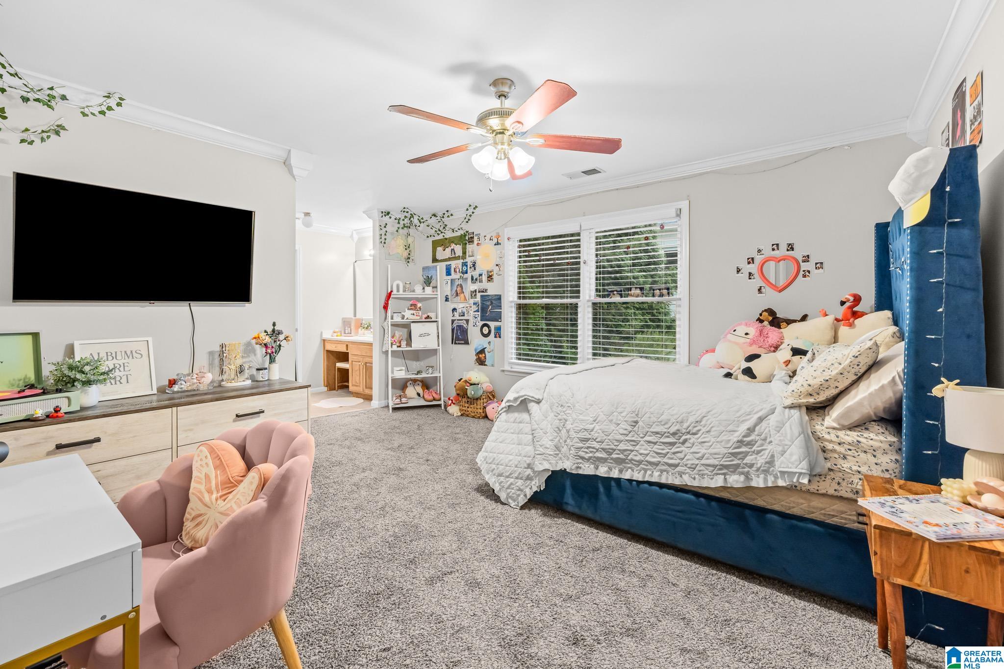 504 HILLOCK TRACE